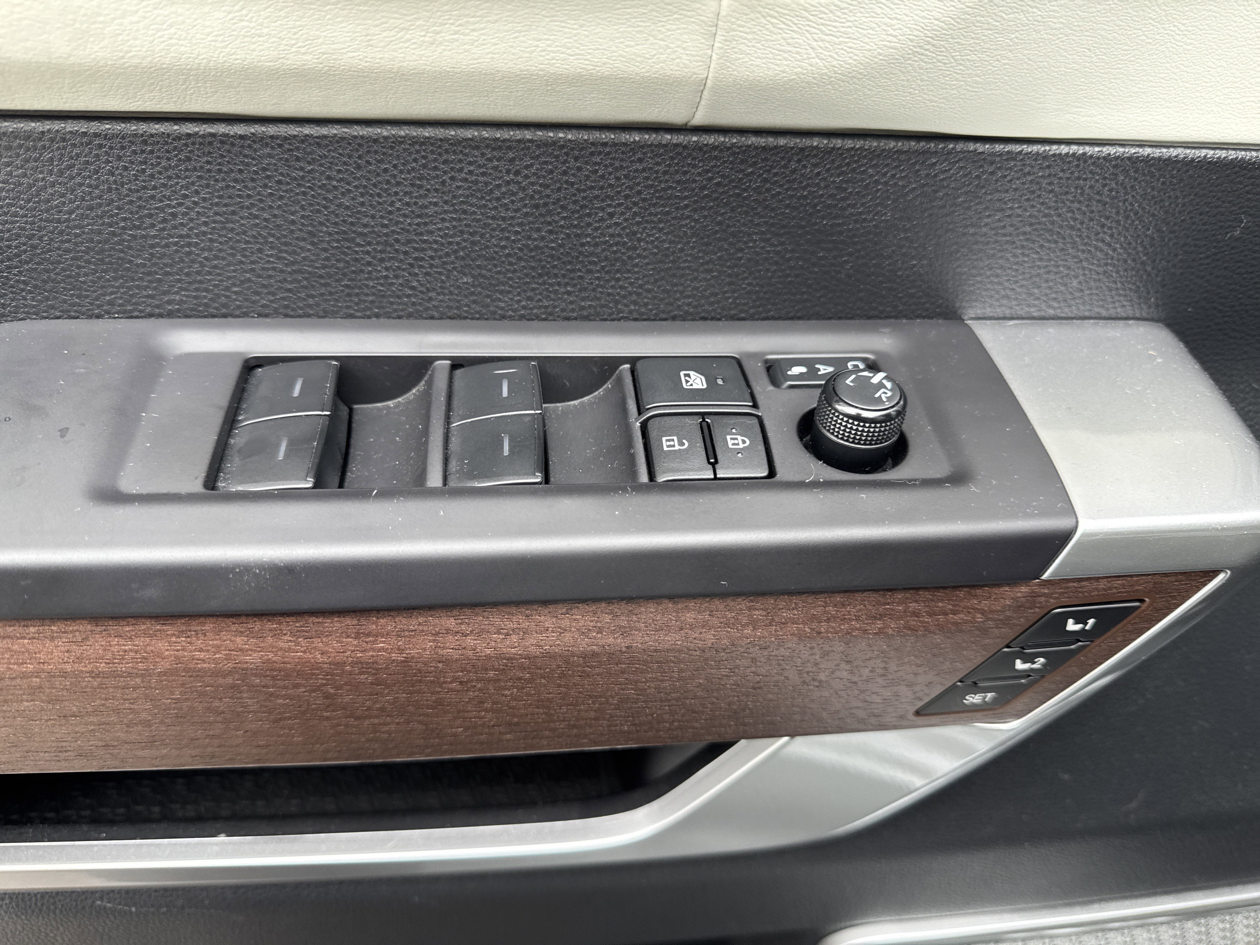 2023 Toyota Sequoia Capstone