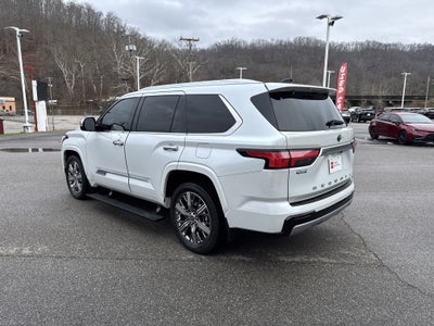 2023 Toyota Sequoia Capstone