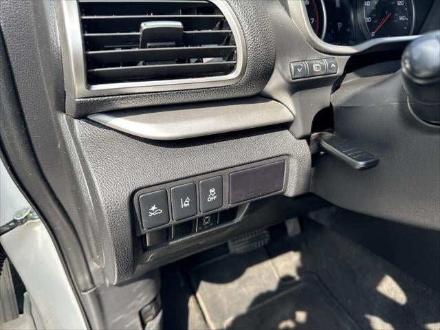 2020 Mitsubishi Eclipse Cross Base