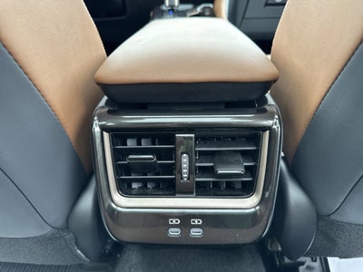 2025 Toyota Crown Signia Limited