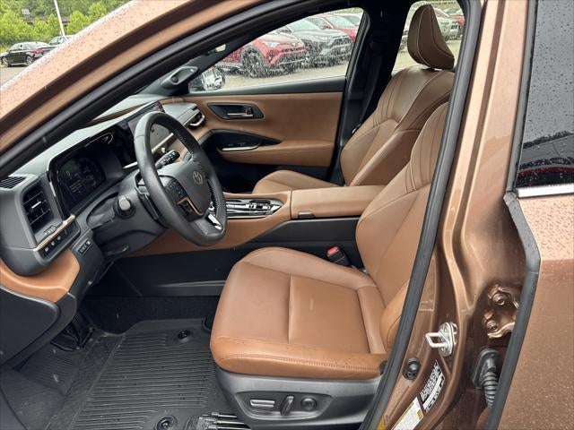 2025 Toyota Crown Signia Limited