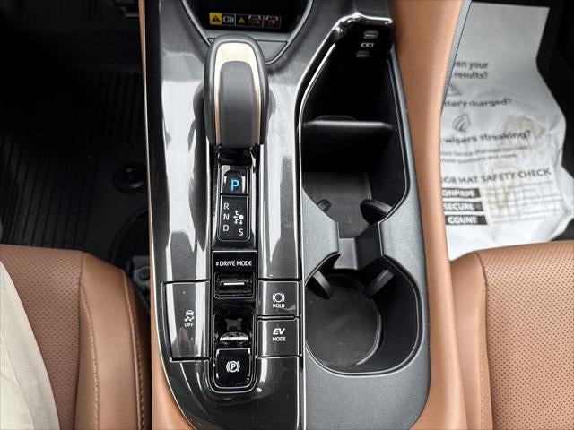 2025 Toyota Crown Signia Limited
