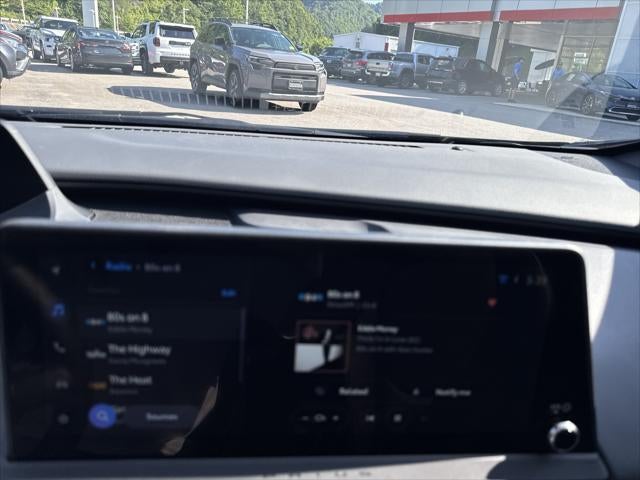 2024 Toyota Prius XLE
