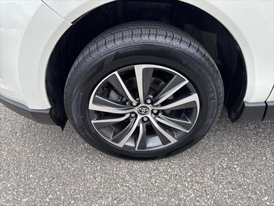 2022 Toyota Venza LE
