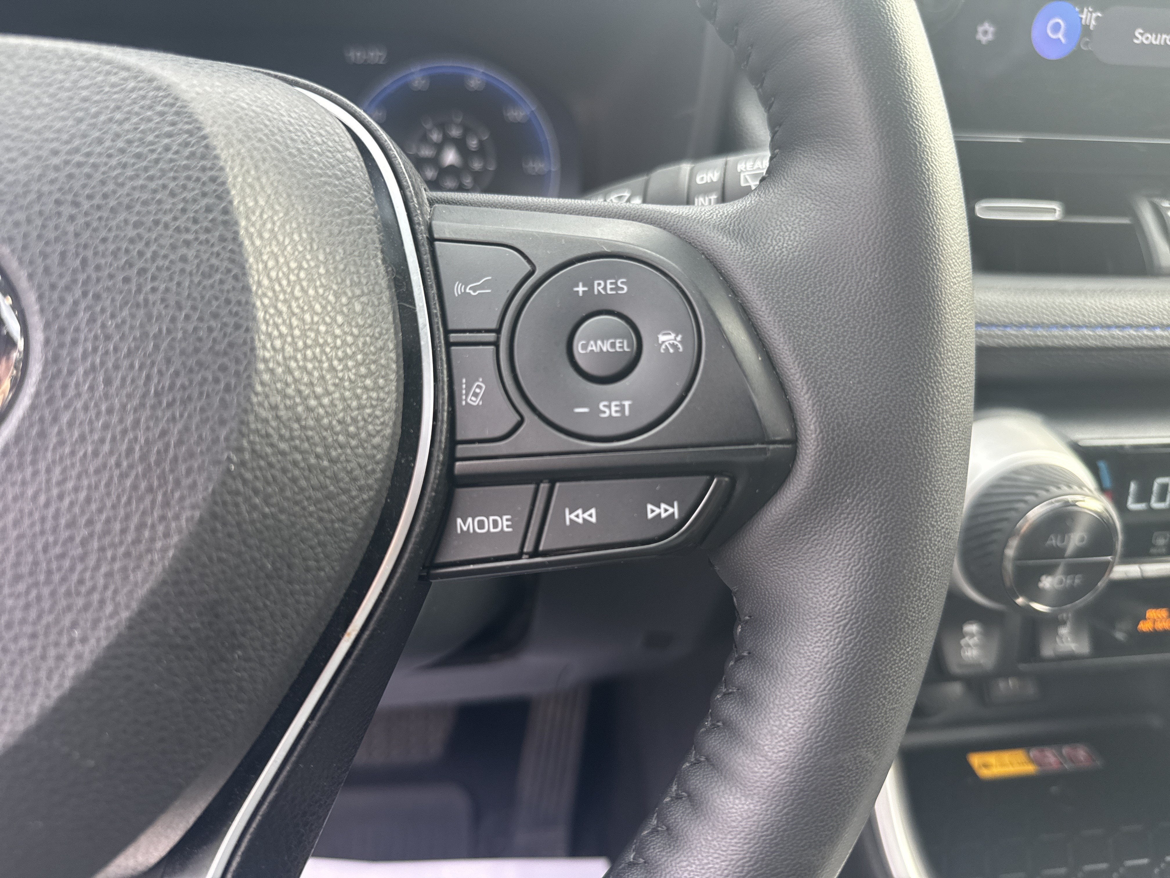 2025 Toyota RAV4 Hybrid XSE