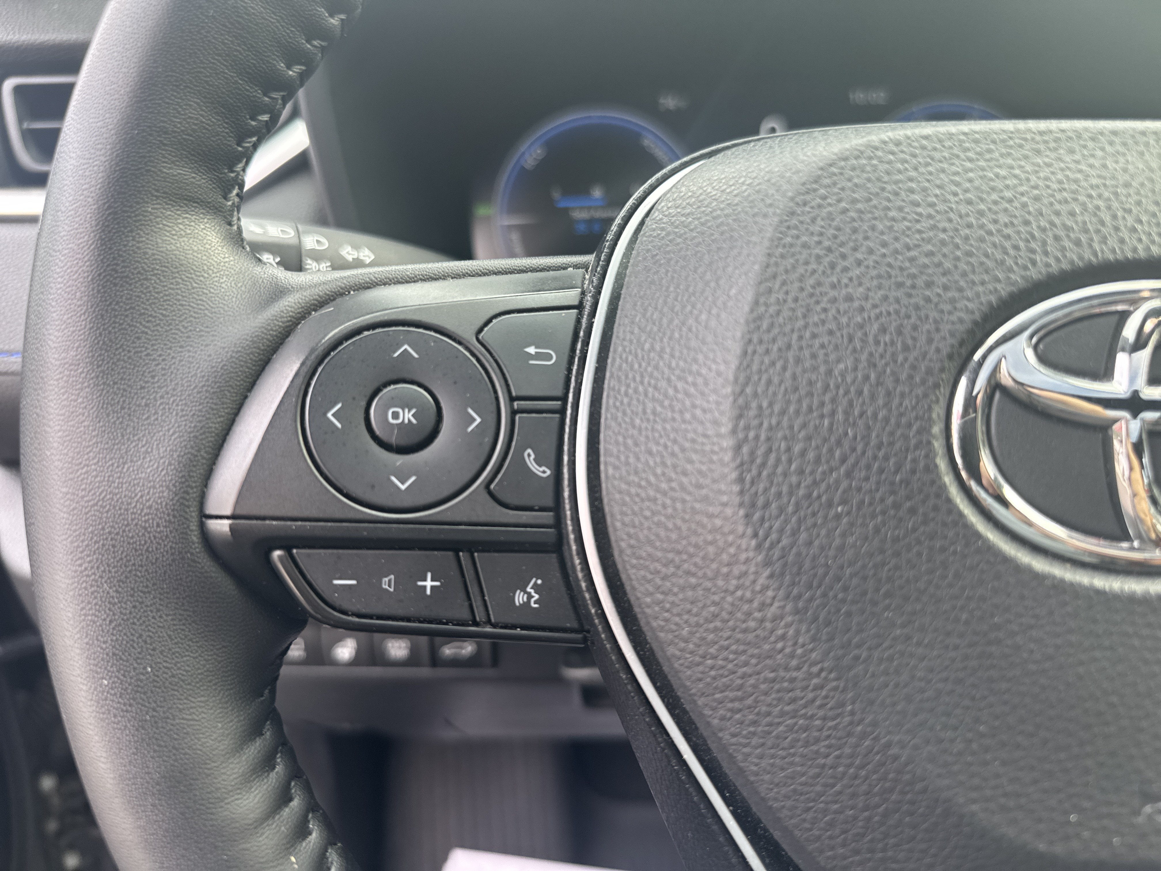 2025 Toyota RAV4 Hybrid XSE