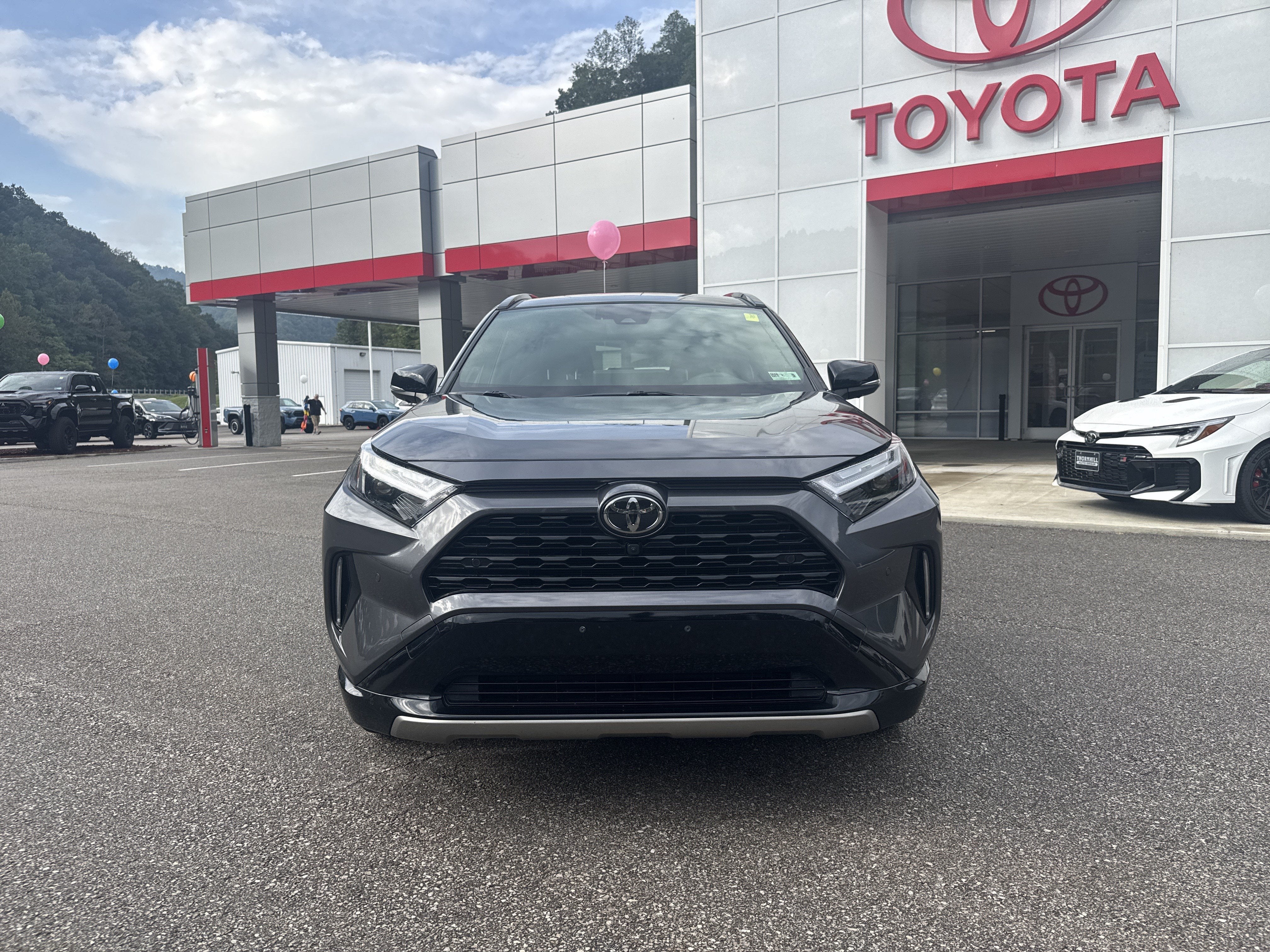 2025 Toyota RAV4 Hybrid XSE