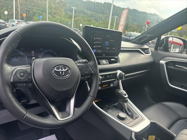 2025 Toyota RAV4 Hybrid XSE
