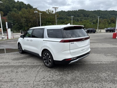 2024 Kia Carnival EX
