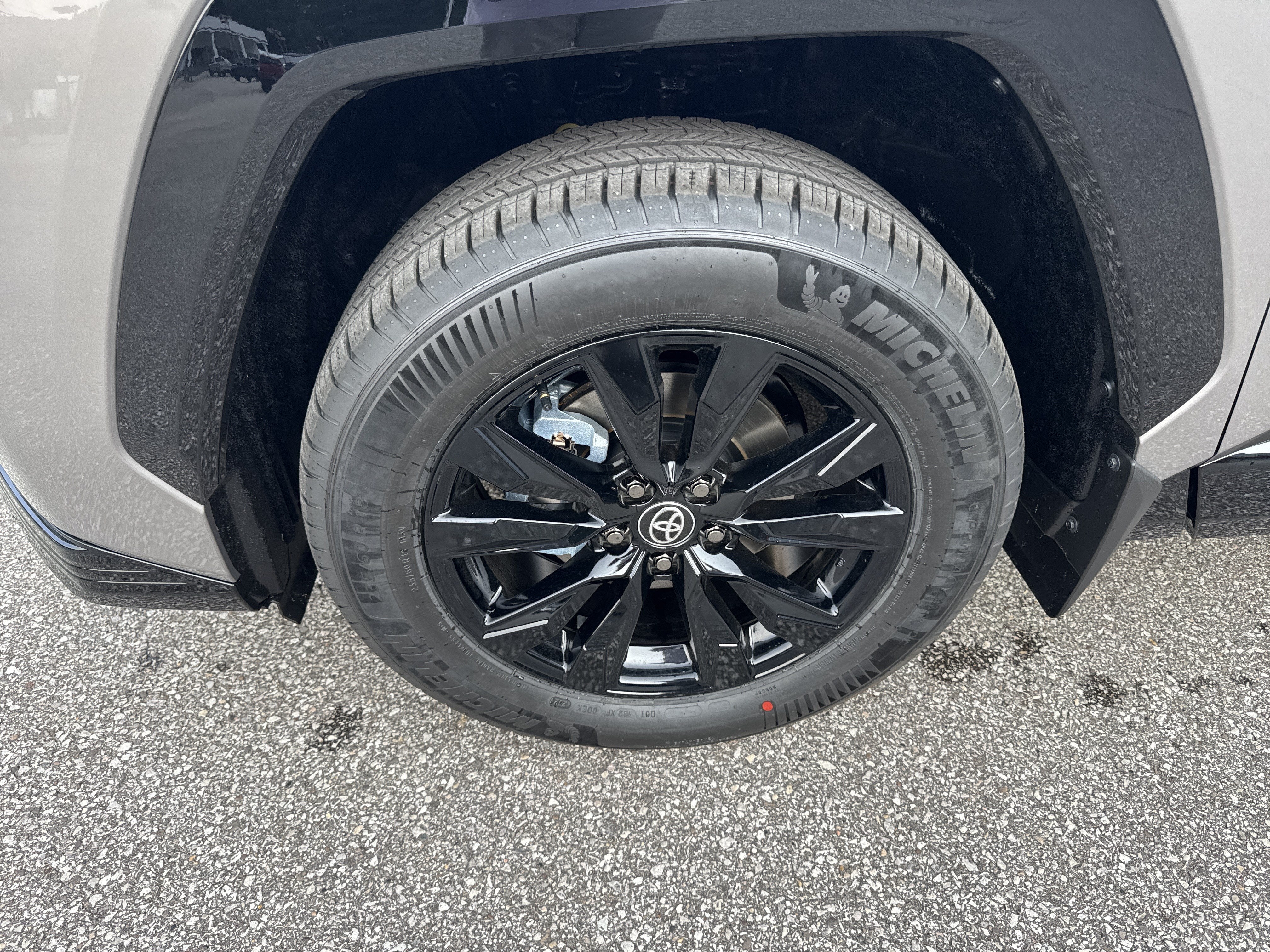 2026 Toyota RAV4 SE