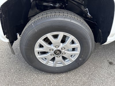 2025 Toyota Tacoma SR5