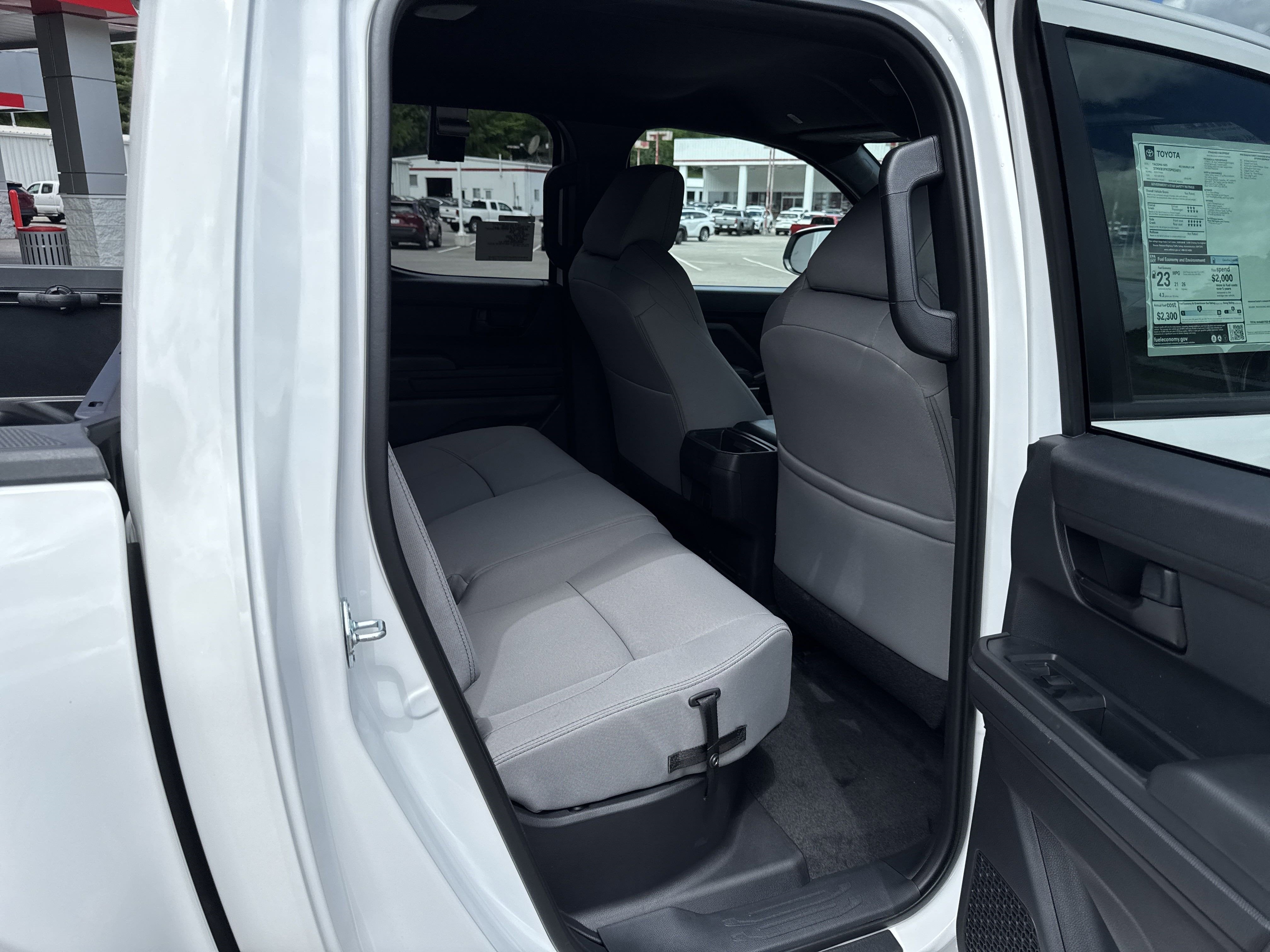 2025 Toyota Tacoma SR5