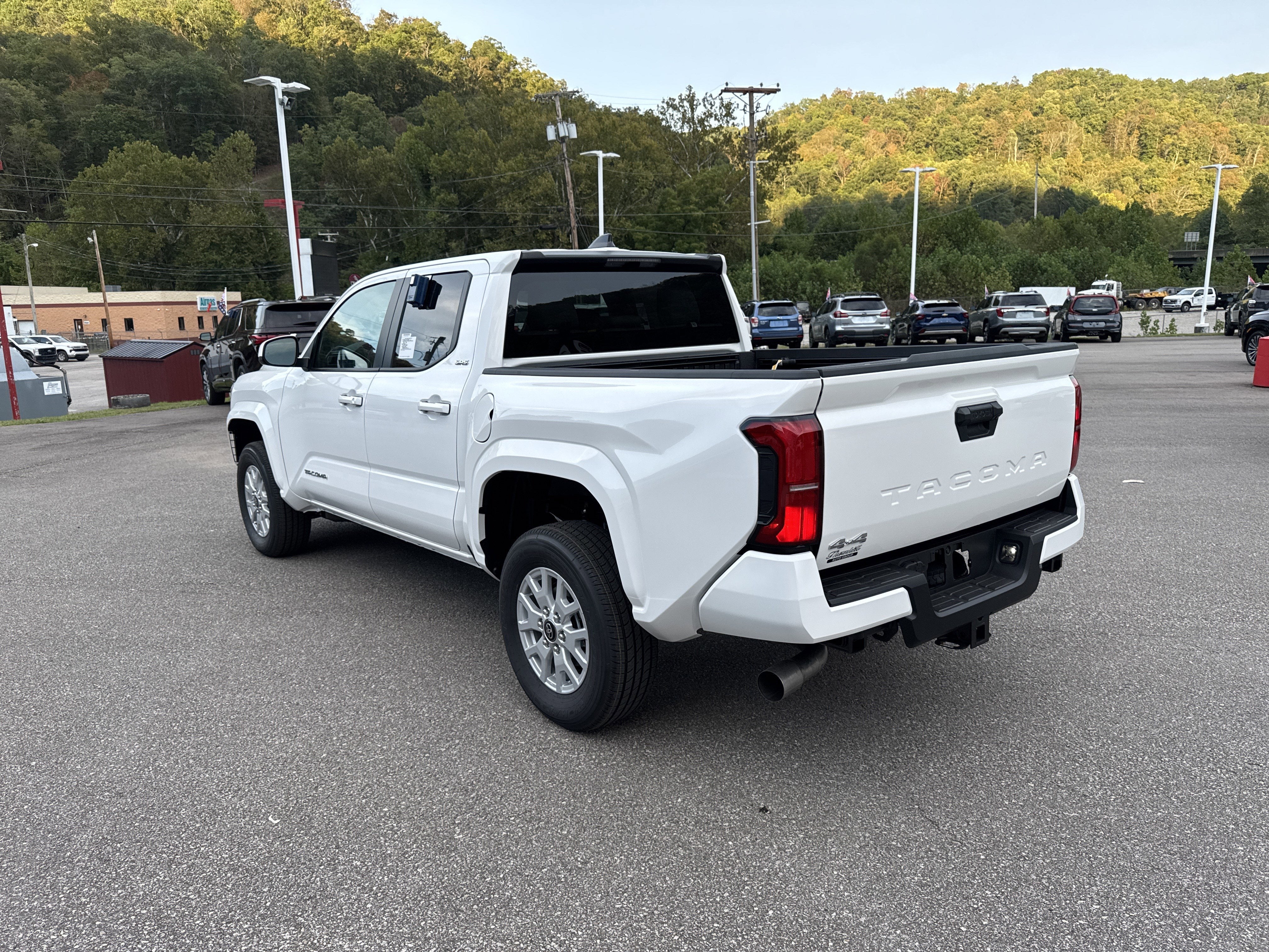 2025 Toyota Tacoma SR5