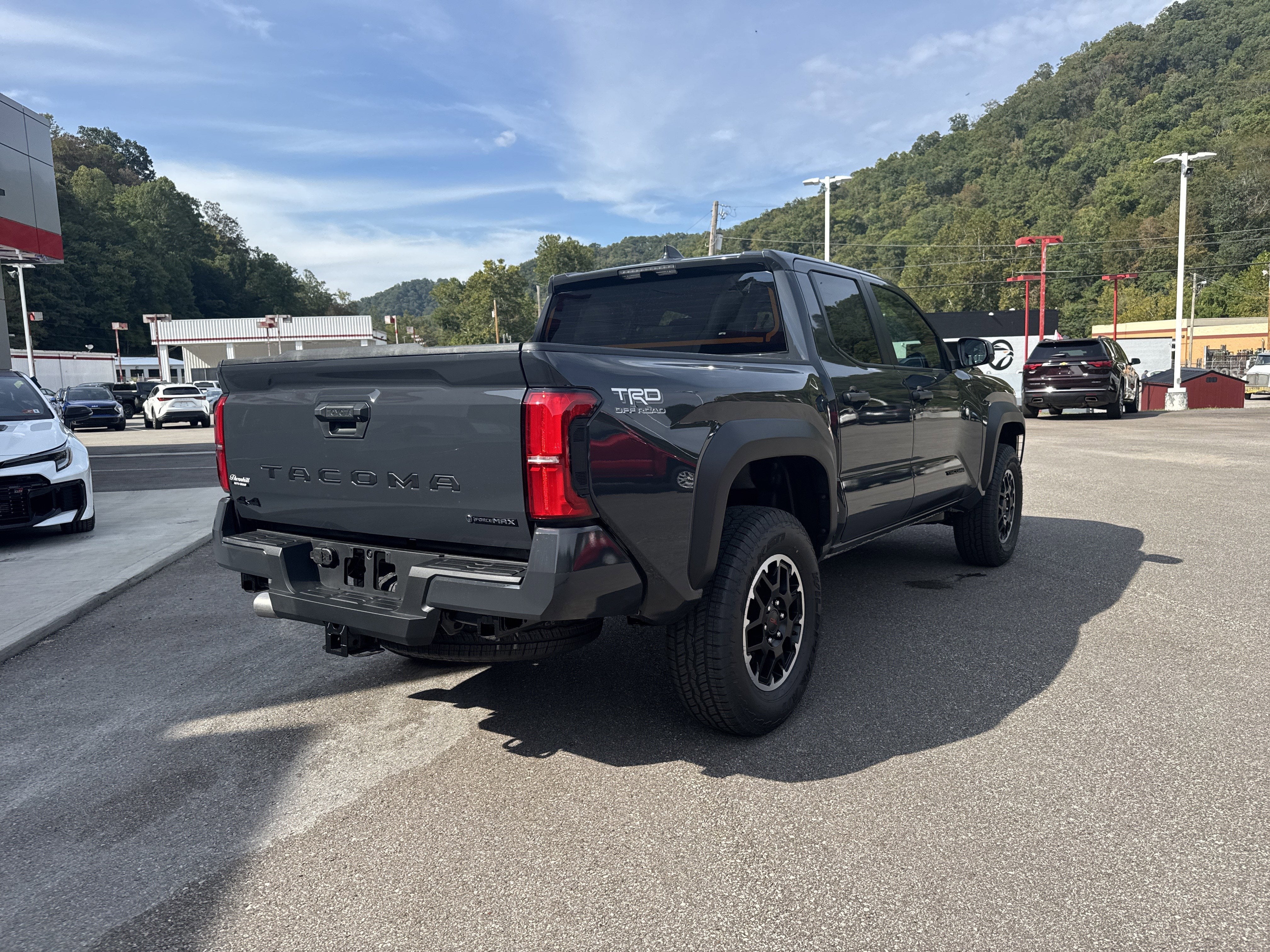 2025 Toyota Tacoma i-FORCE MAX Tacoma TRD Off-Road