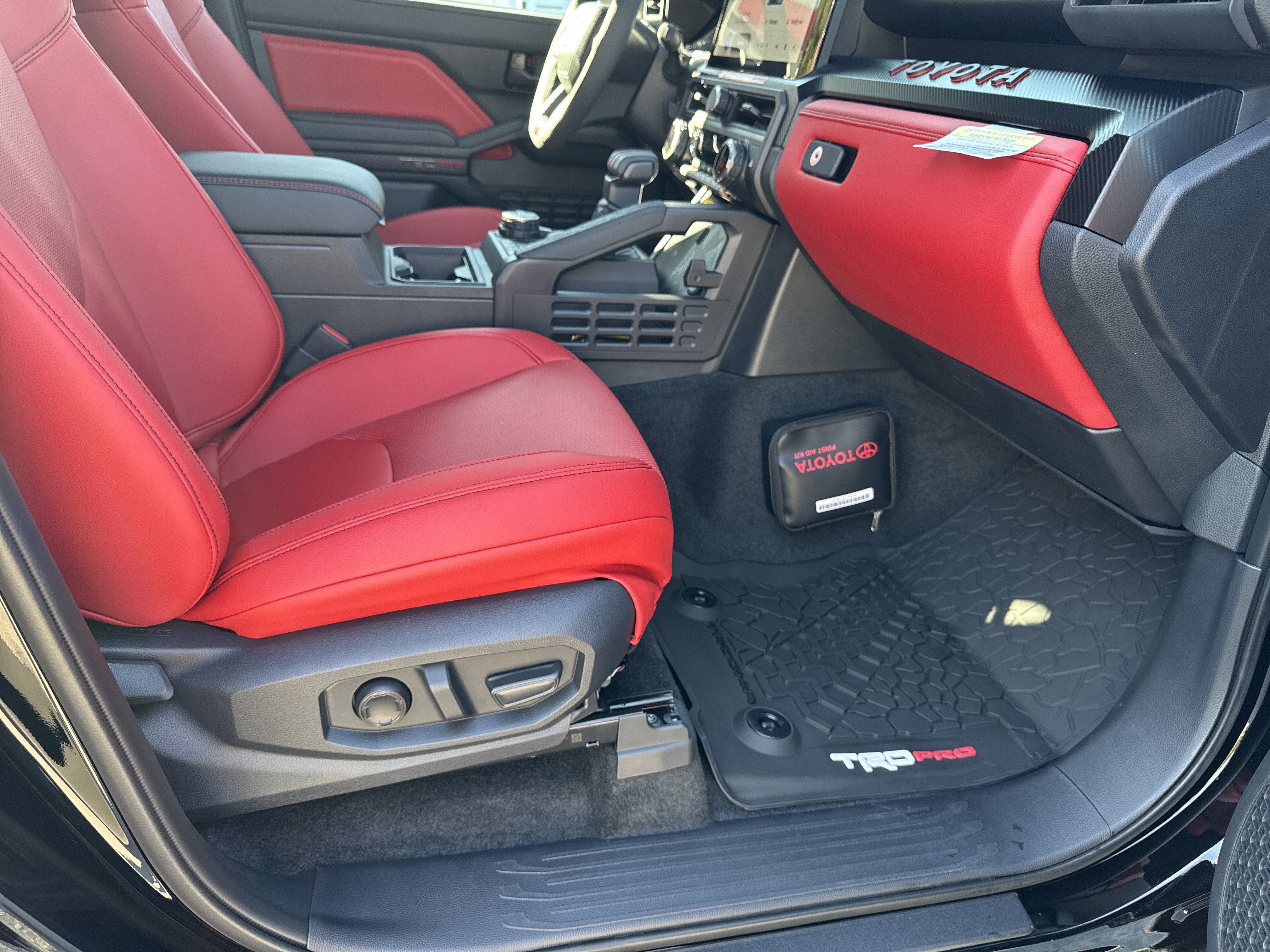 2026 Toyota Tacoma i-FORCE MAX Tacoma TRD Pro