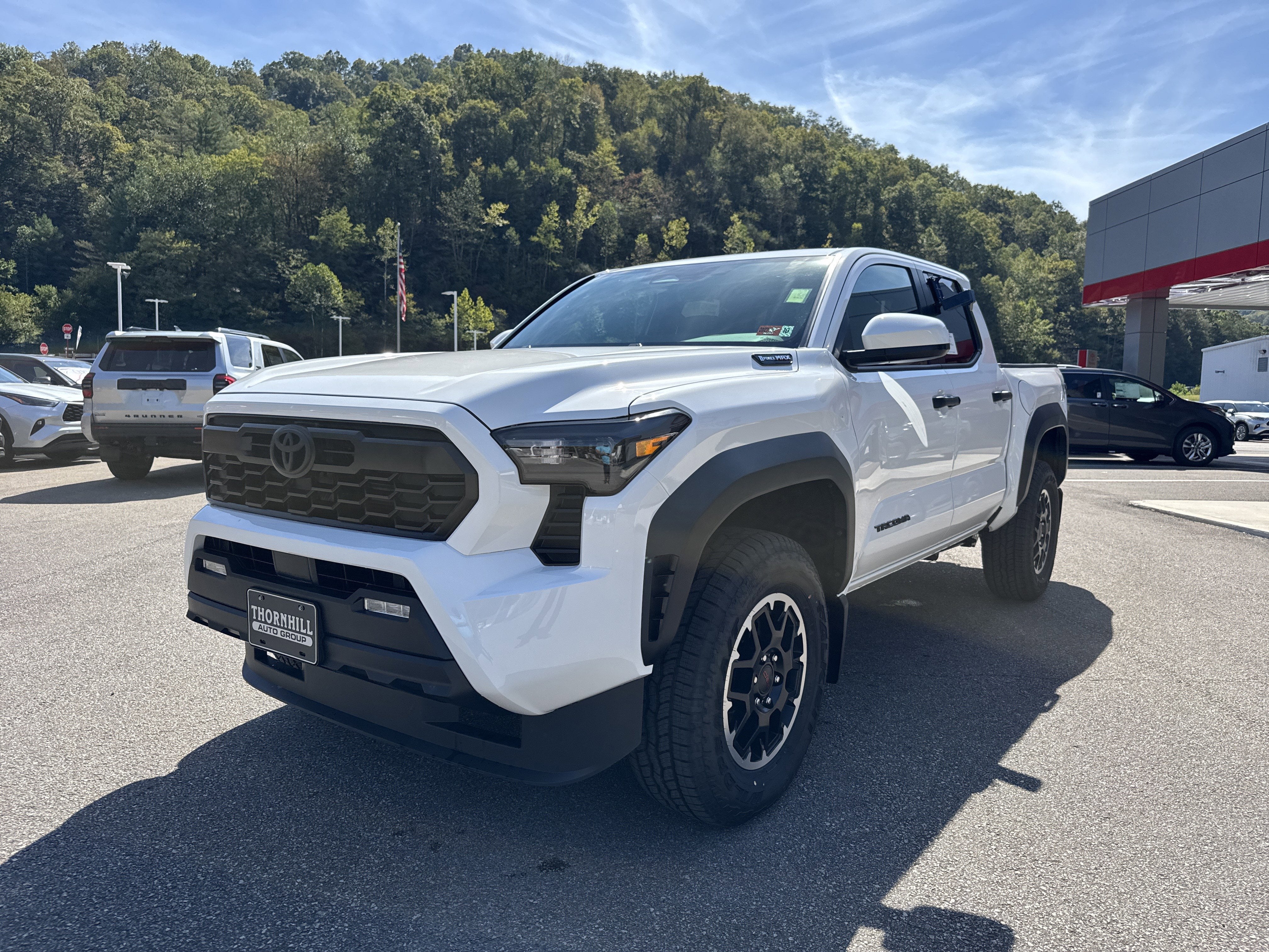 2025 Toyota Tacoma i-FORCE MAX Tacoma TRD Off-Road