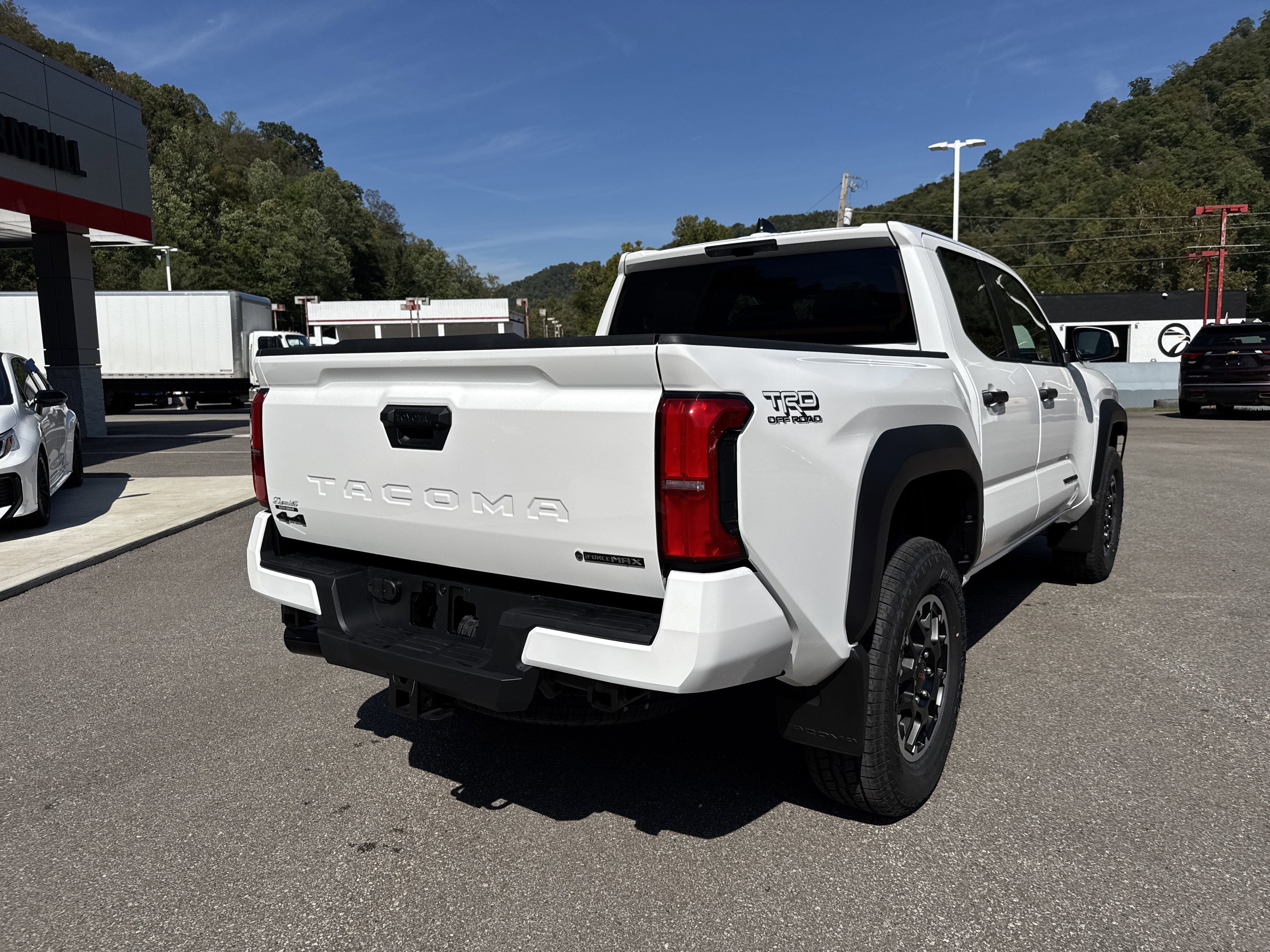 2025 Toyota Tacoma i-FORCE MAX Tacoma TRD Off-Road