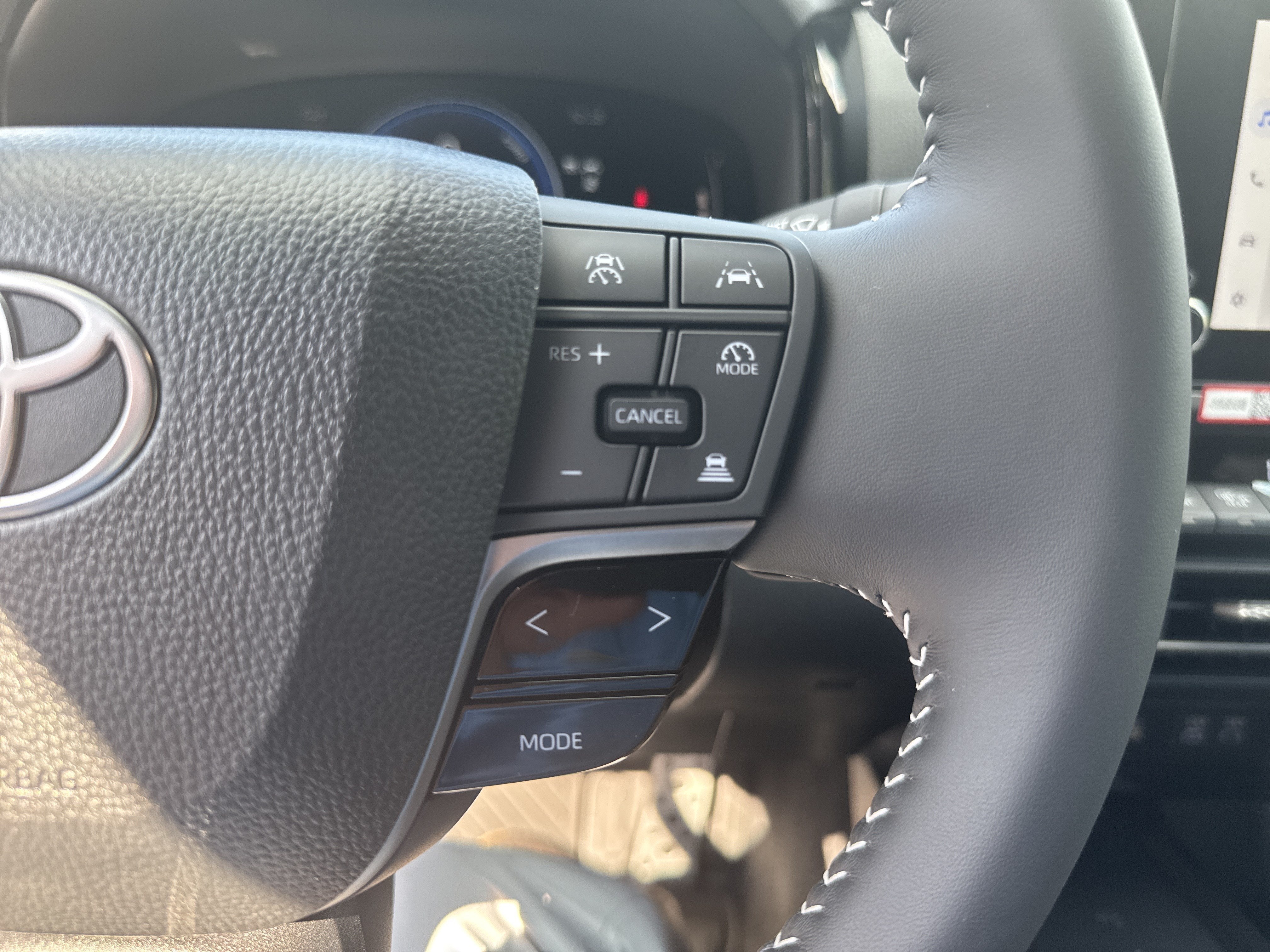 2026 Toyota Camry SE AWD