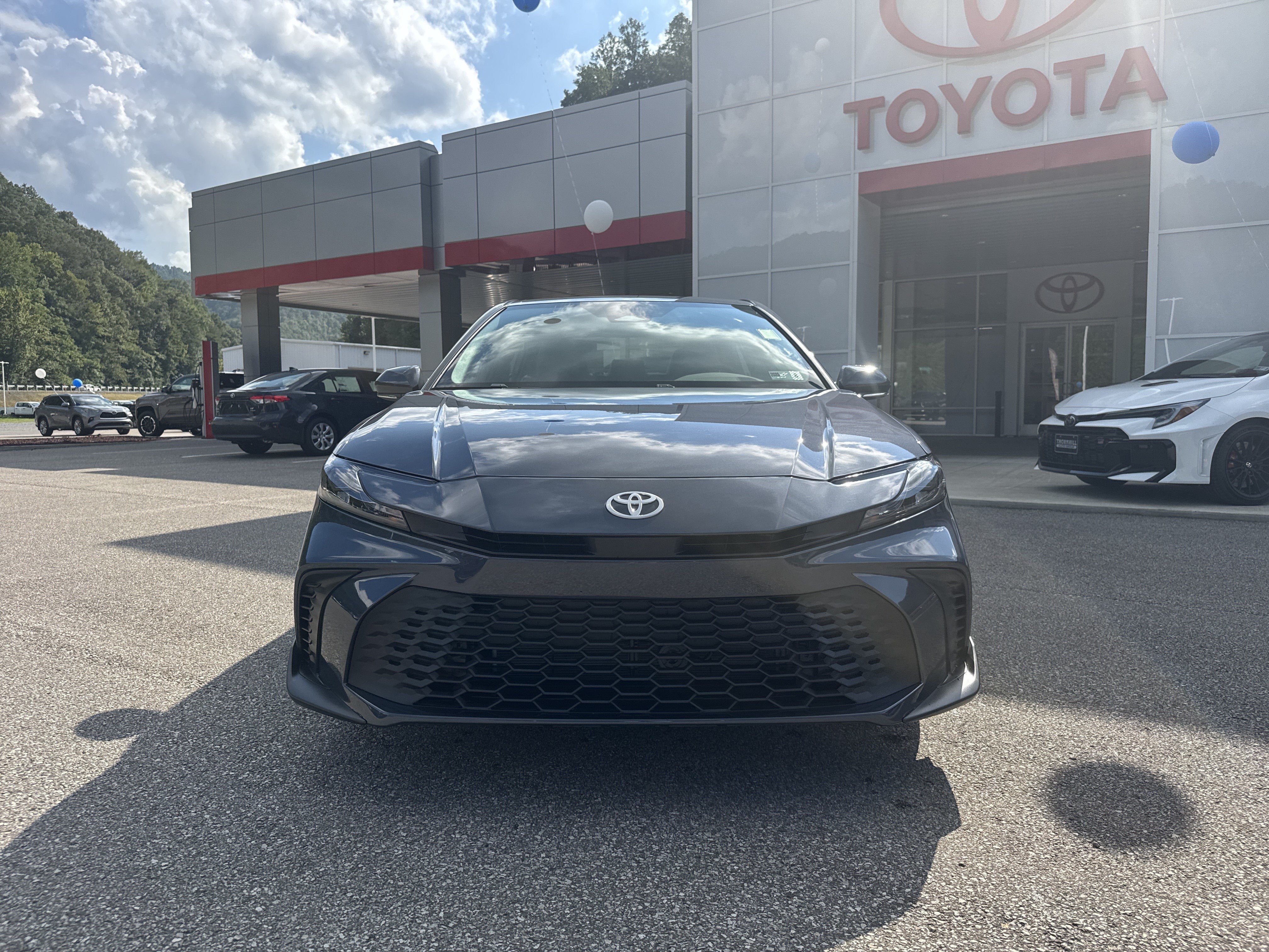 2026 Toyota Camry SE AWD