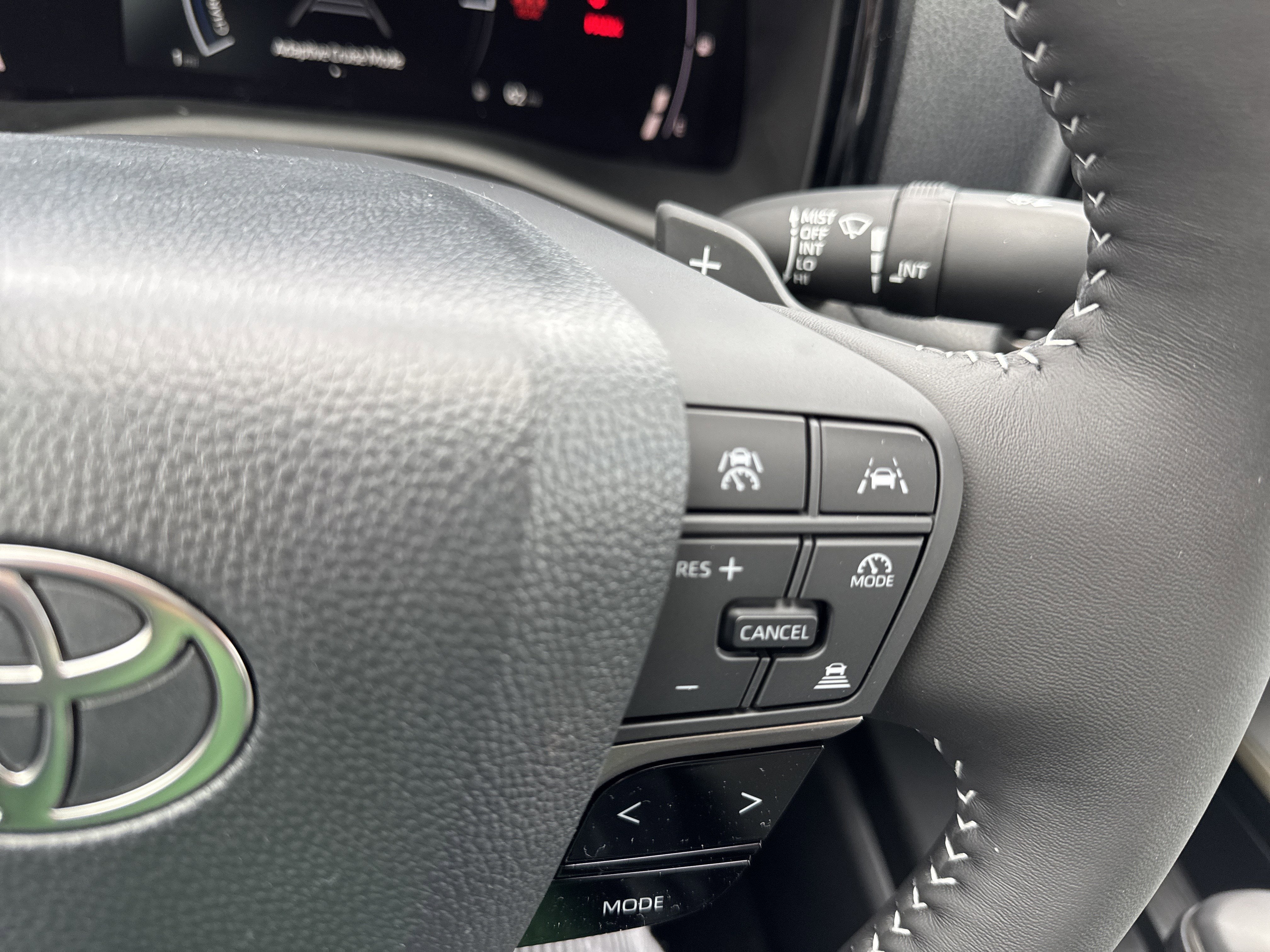 2026 Toyota Camry SE AWD