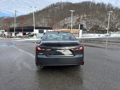 2026 Toyota Camry SE AWD