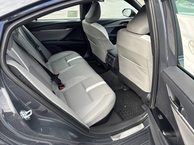 2026 Toyota Camry SE AWD