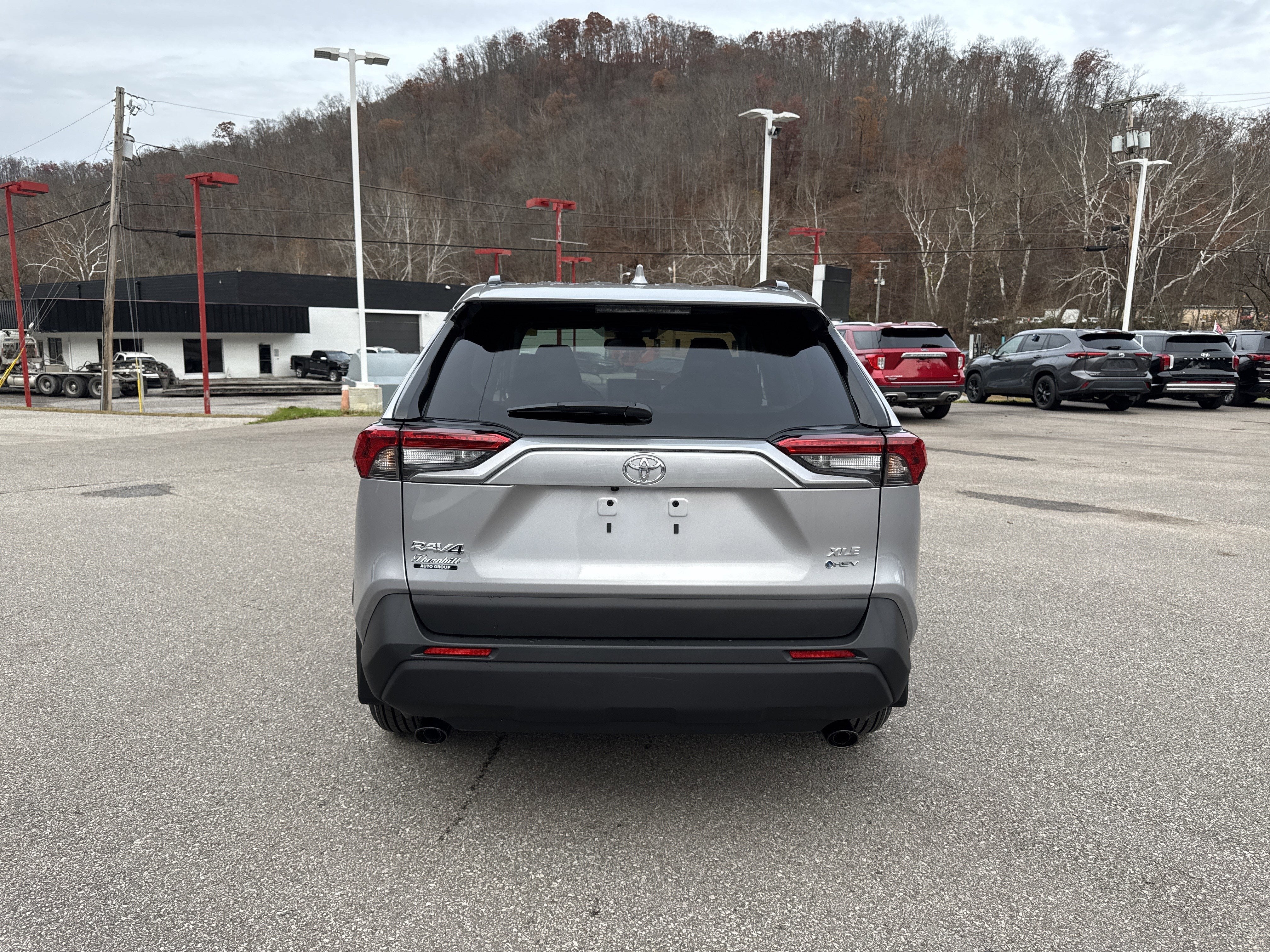 2025 Toyota RAV4 Hybrid XLE
