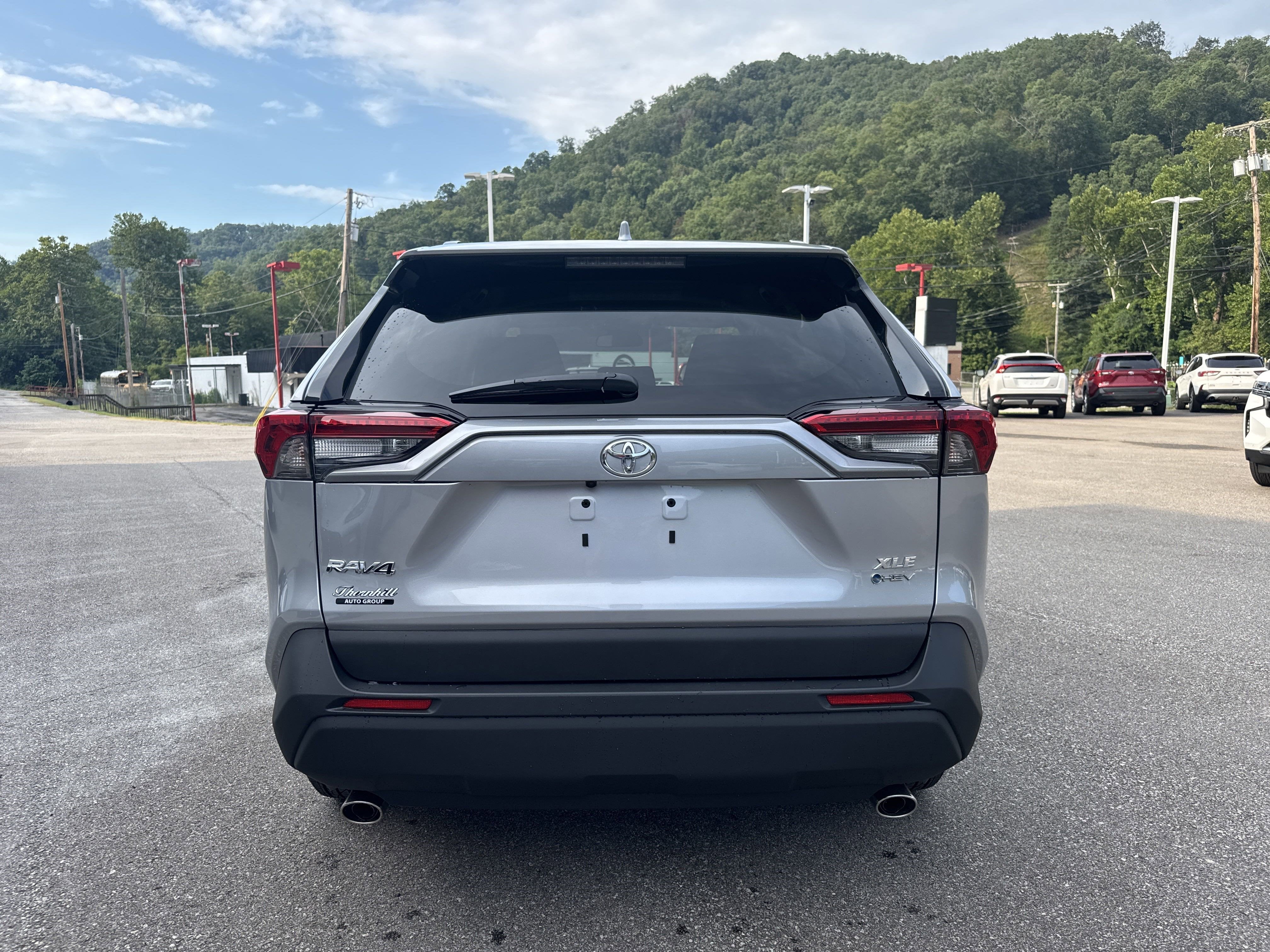 2025 Toyota RAV4 Hybrid XLE