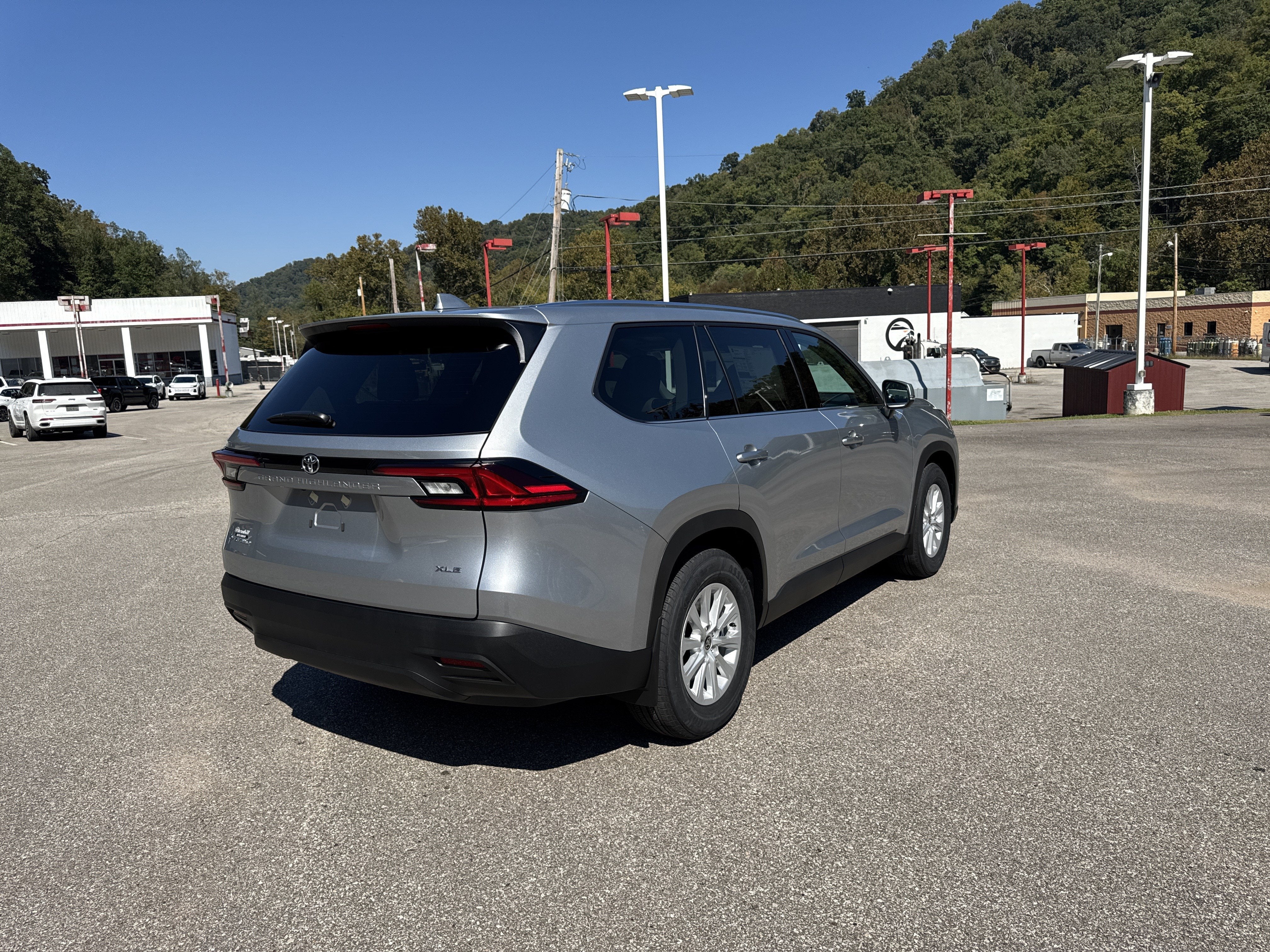 2026 Toyota Grand Highlander Hybrid XLE