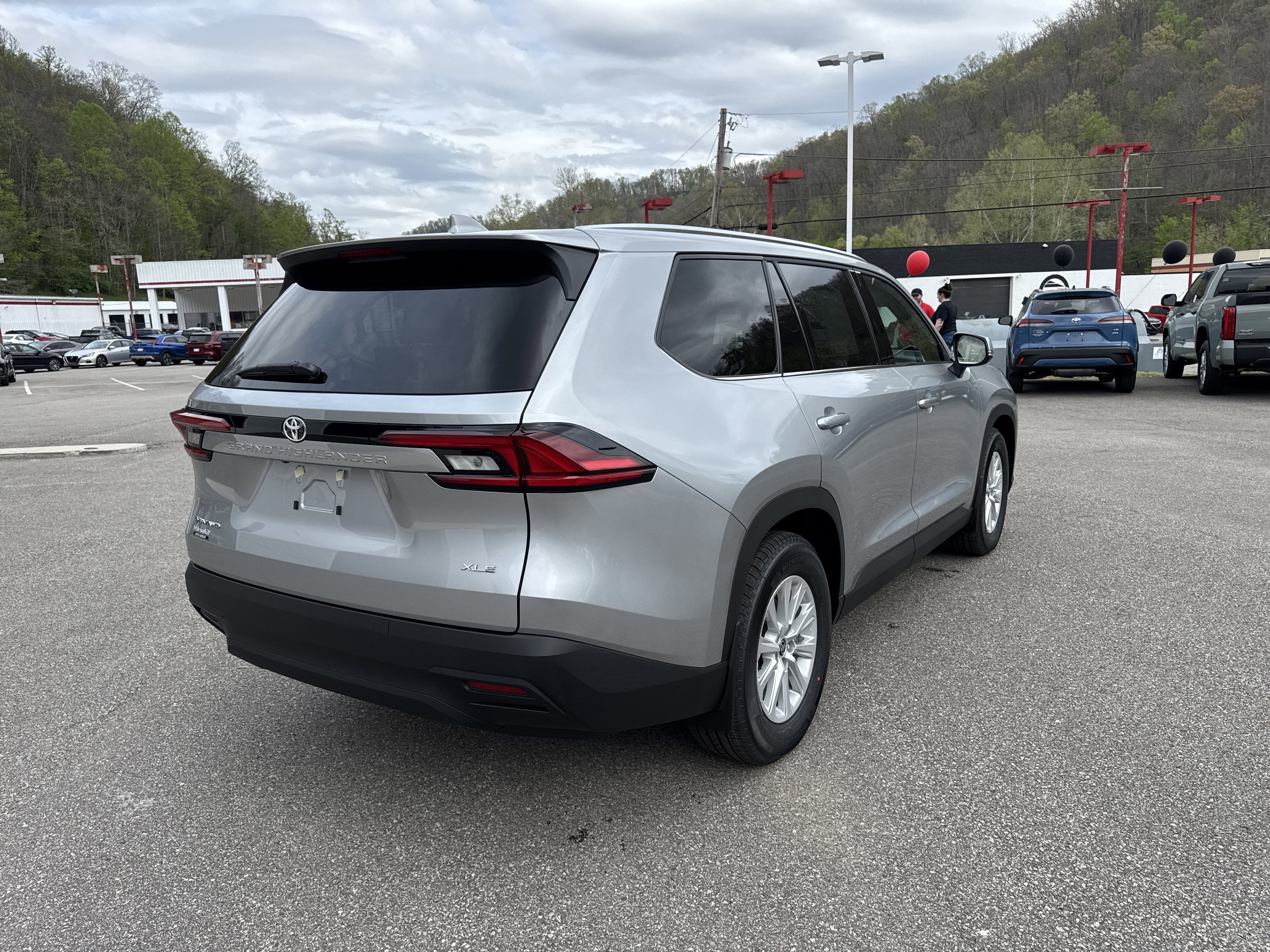 2026 Toyota Grand Highlander Hybrid XLE