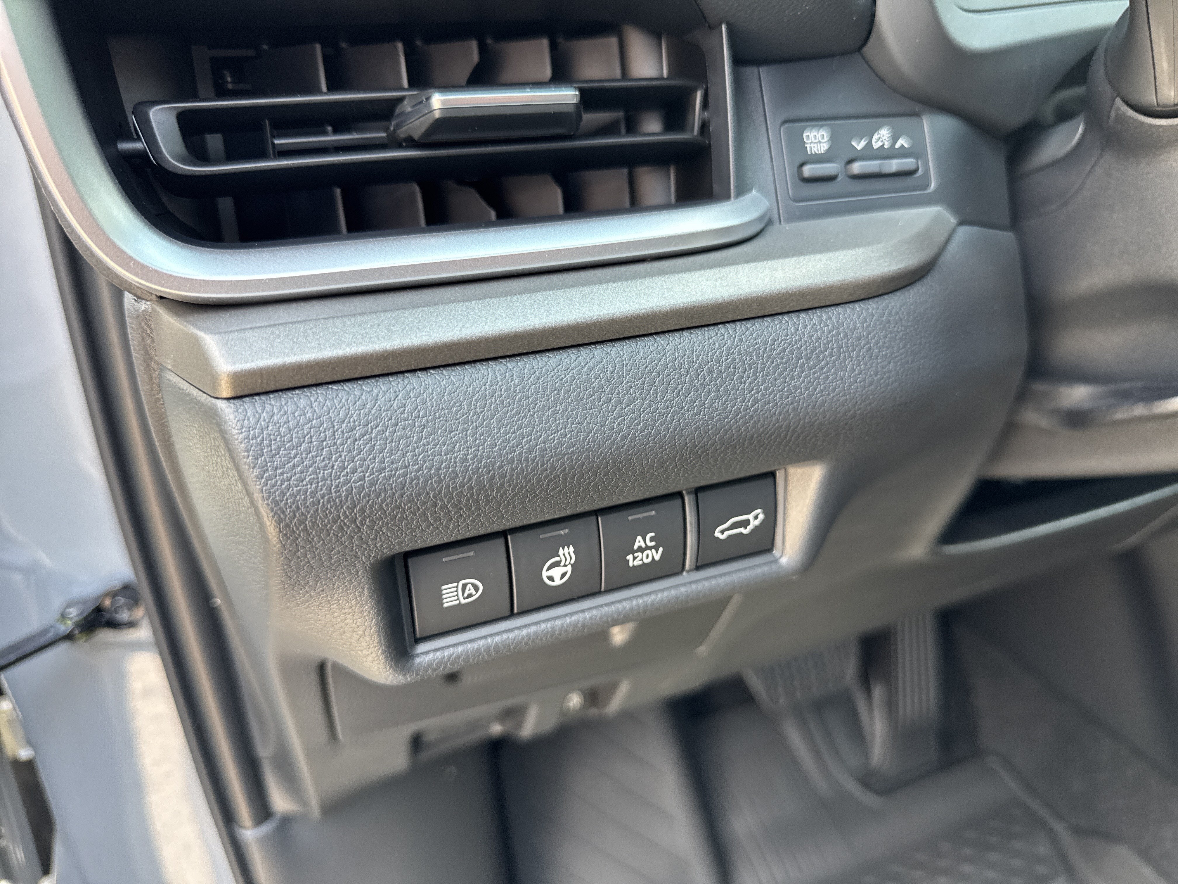 2026 Toyota Grand Highlander Hybrid Nightshade