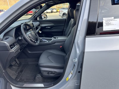 2026 Toyota Grand Highlander Hybrid Nightshade