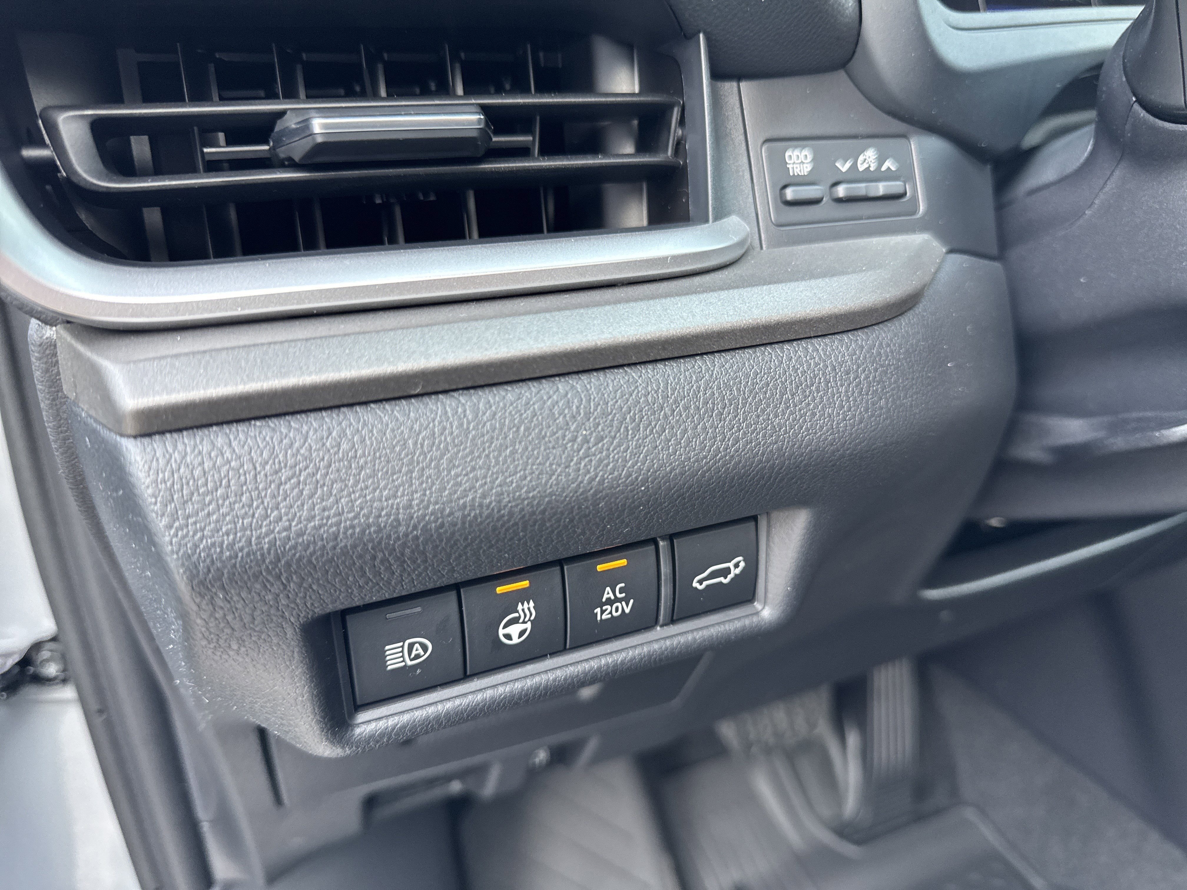 2026 Toyota Grand Highlander Hybrid Nightshade