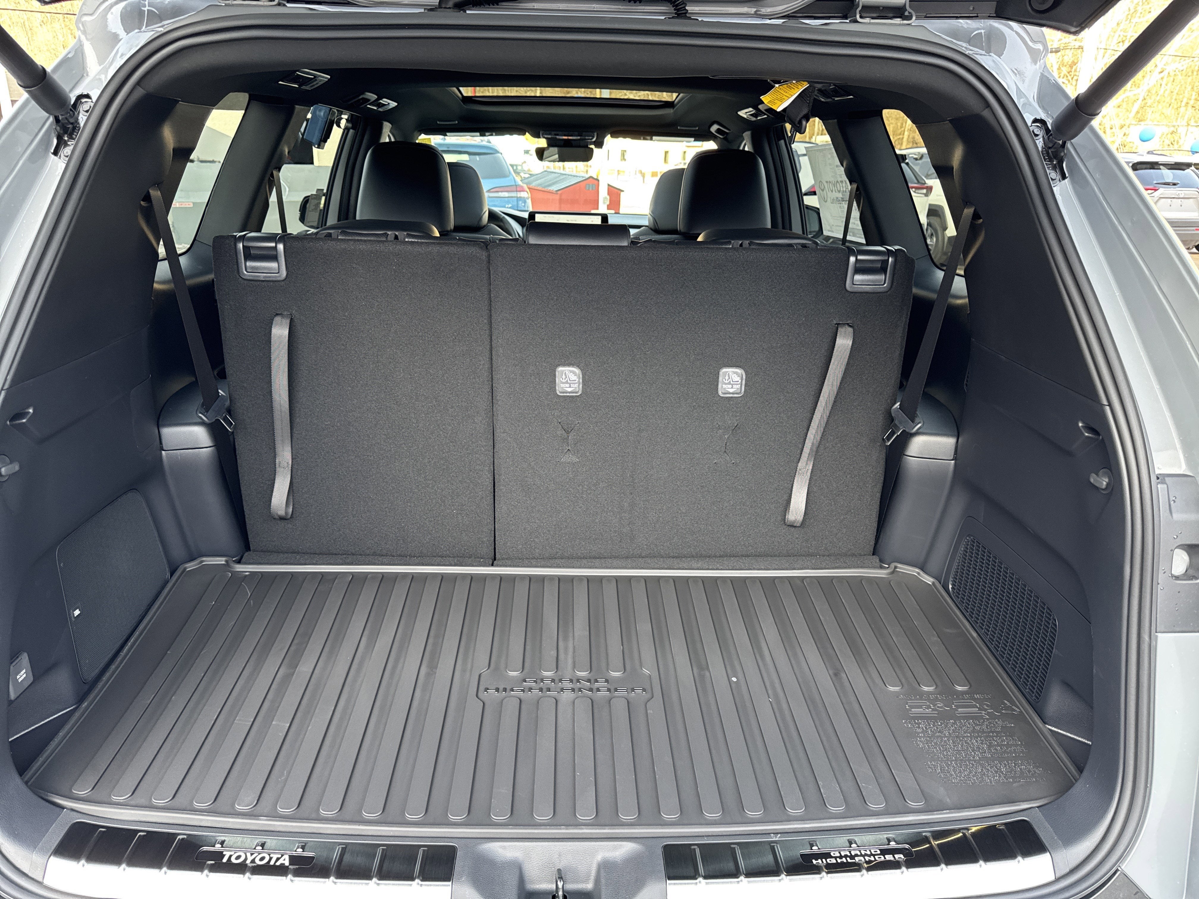 2026 Toyota Grand Highlander Hybrid Nightshade