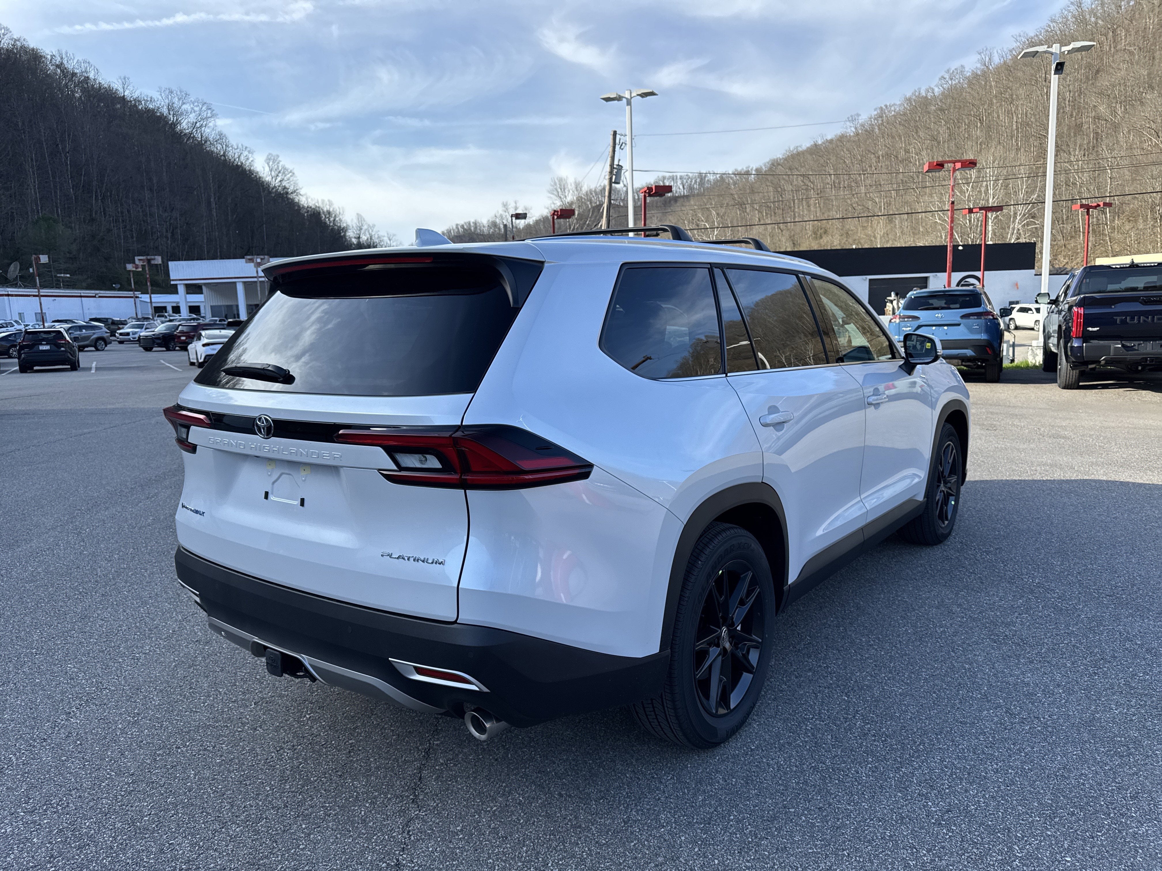 2026 Toyota Grand Highlander Hybrid MAX Platinum