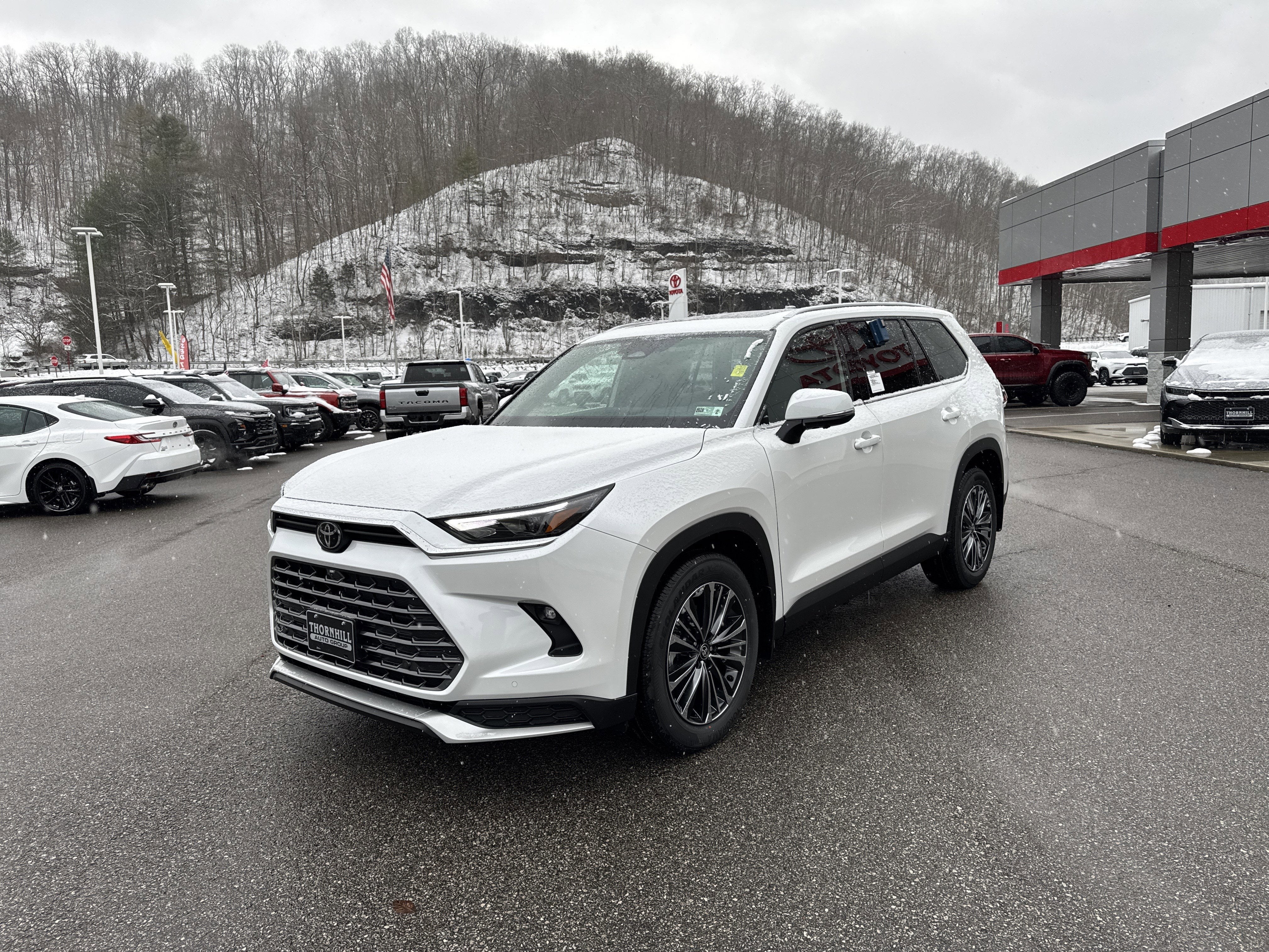 2026 Toyota Grand Highlander Hybrid MAX Platinum