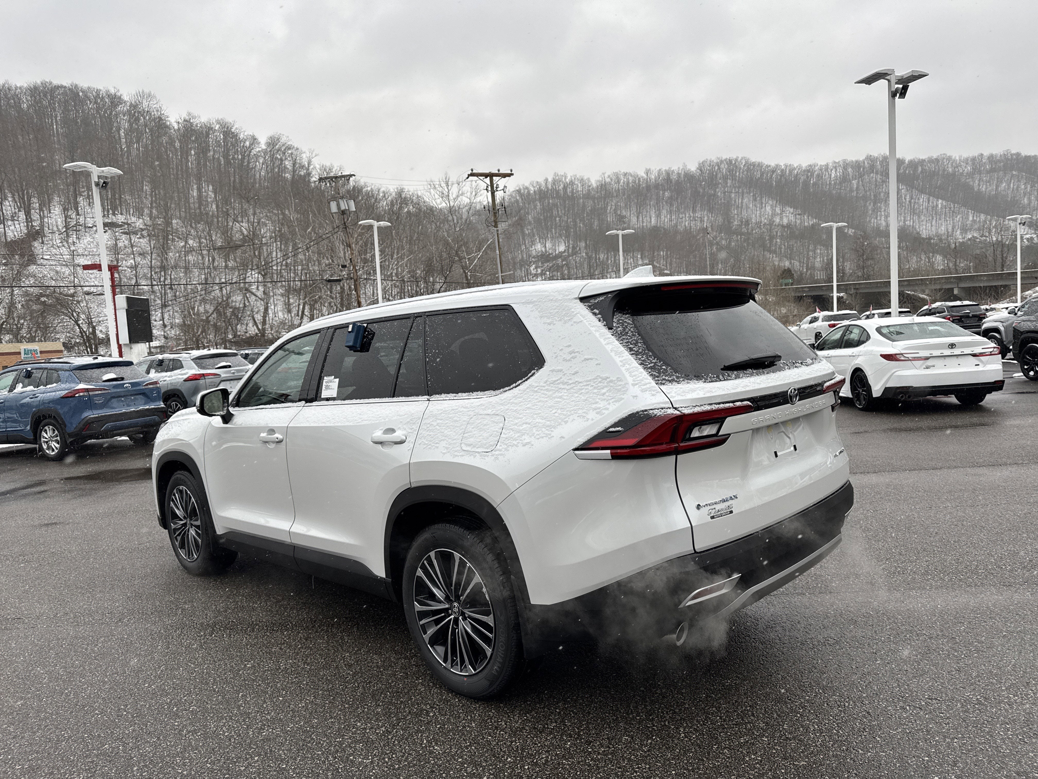 2026 Toyota Grand Highlander Hybrid MAX Platinum