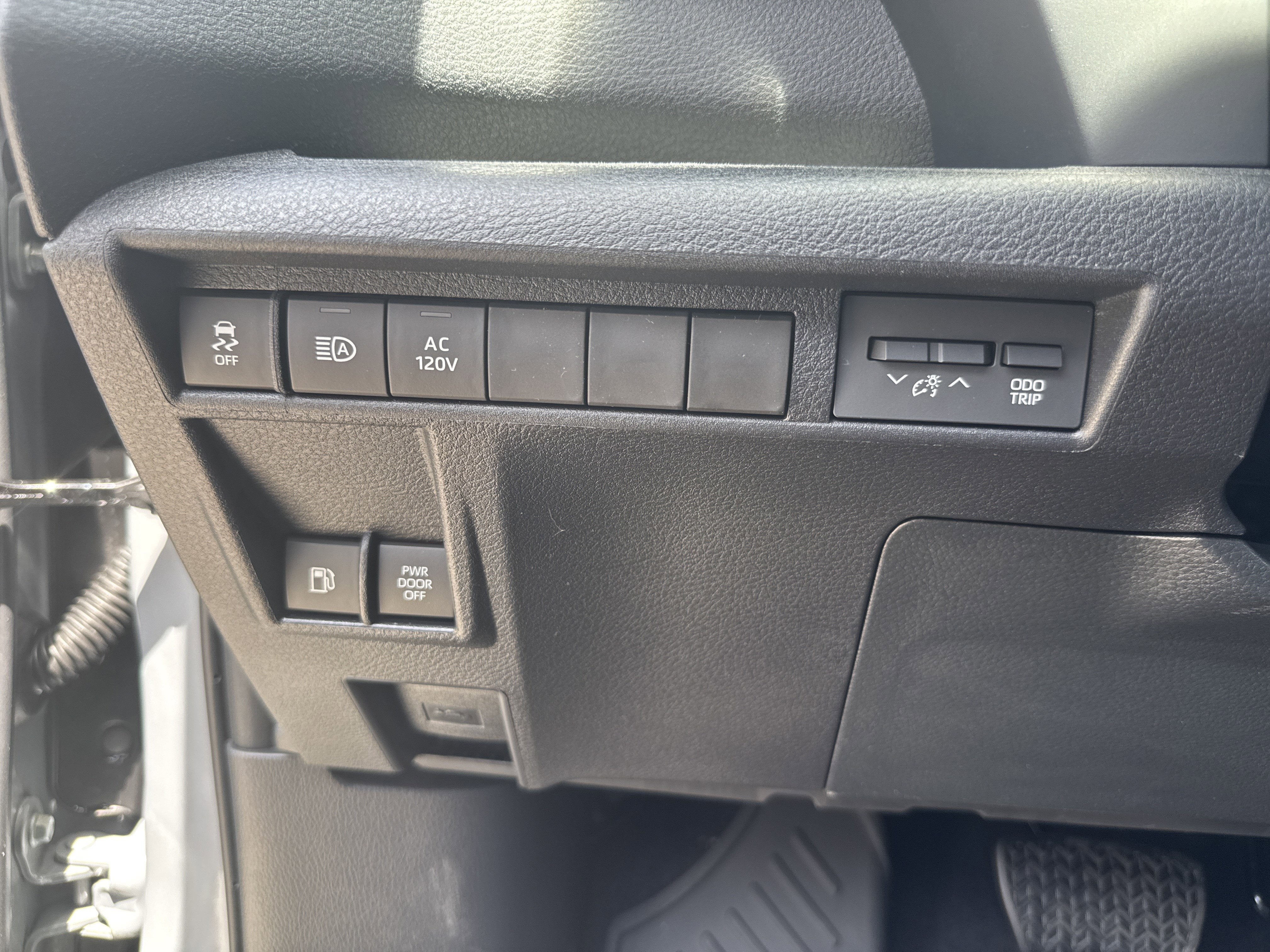 2026 Toyota Sienna Woodland Edition
