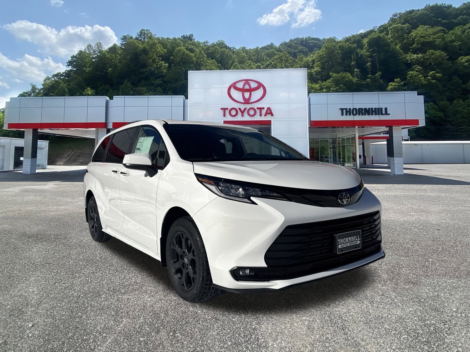 2026 Toyota Sienna Woodland Edition
