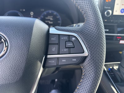 2026 Toyota Sienna Woodland Edition