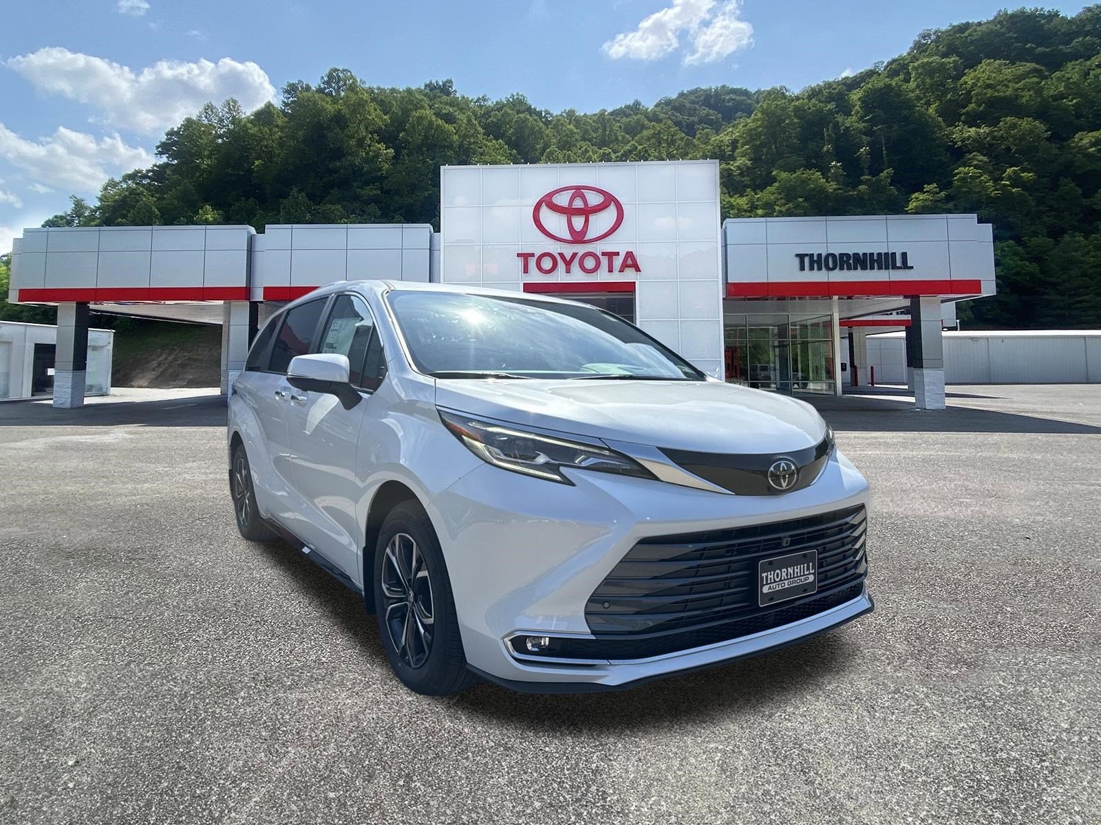 2026 Toyota Sienna Platinum
