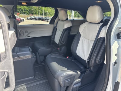 2026 Toyota Sienna Platinum