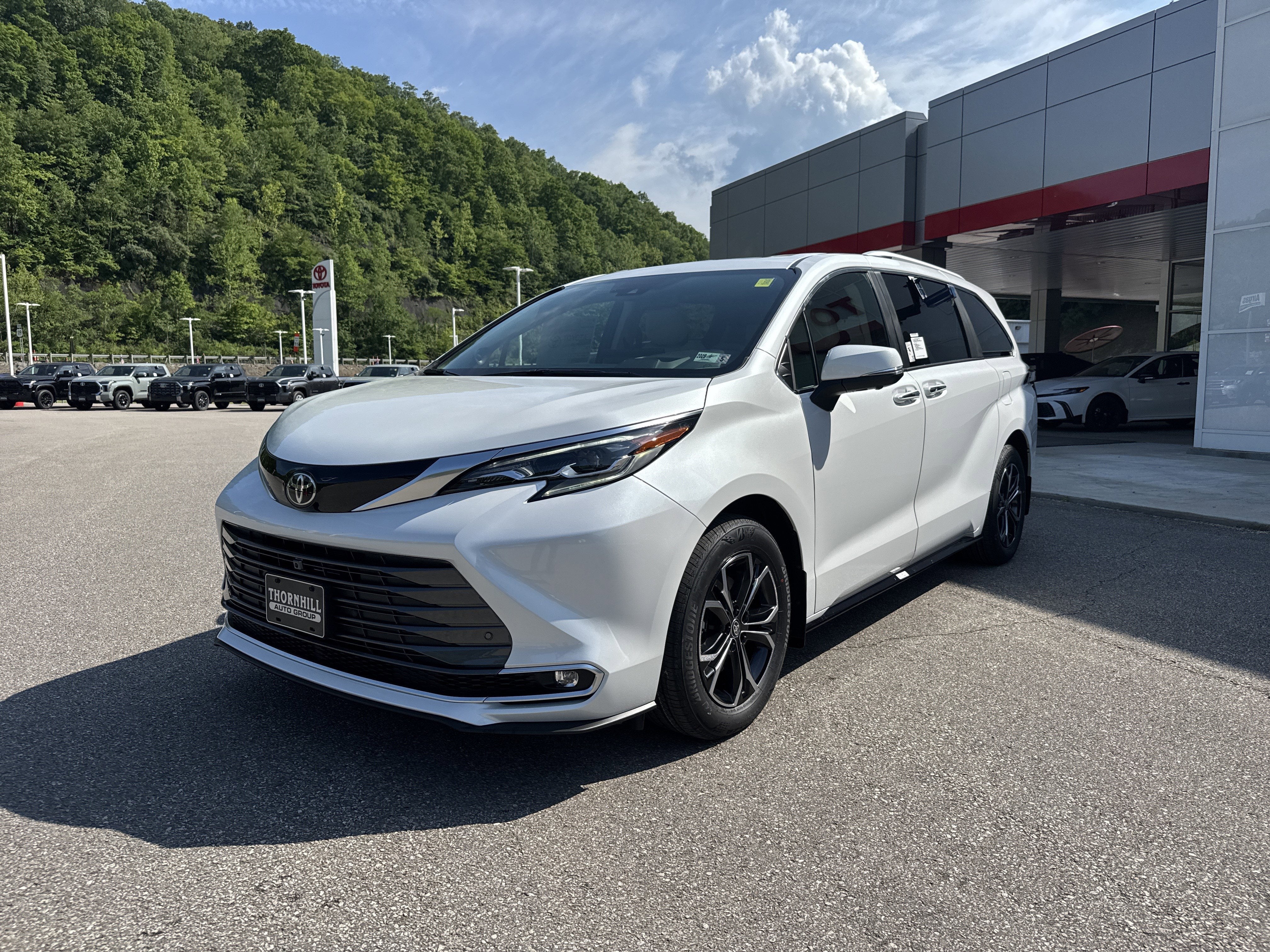 2026 Toyota Sienna Platinum