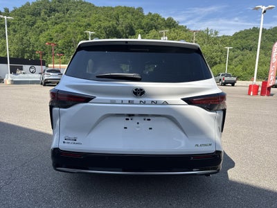 2026 Toyota Sienna Platinum