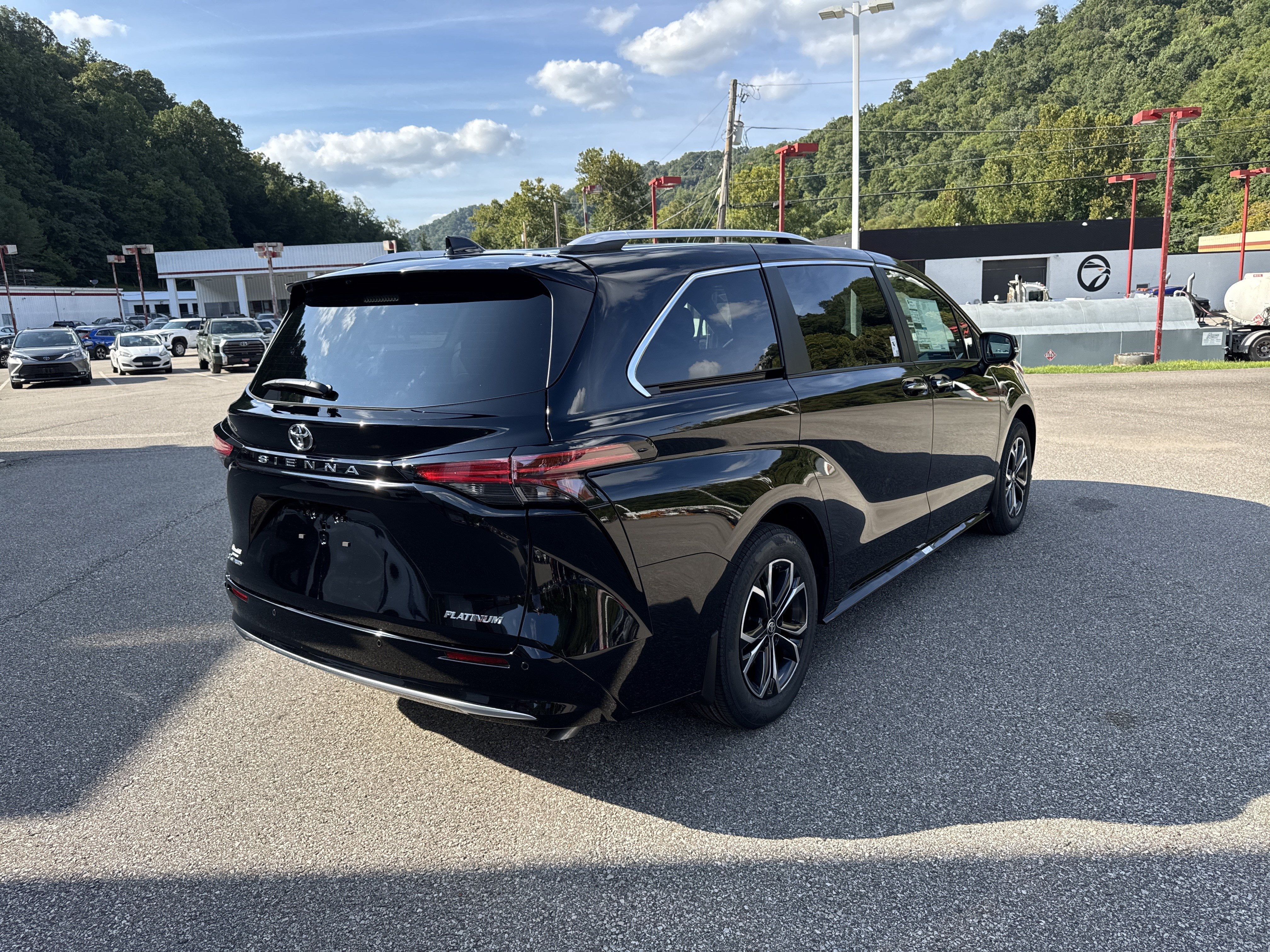 2026 Toyota Sienna Platinum