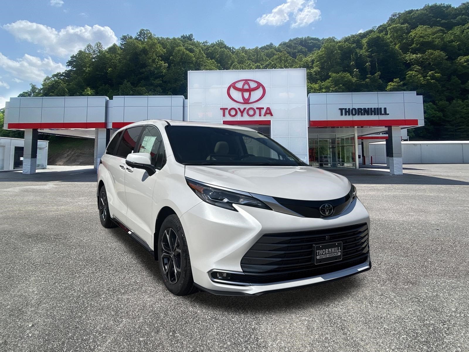 2026 Toyota Sienna Platinum