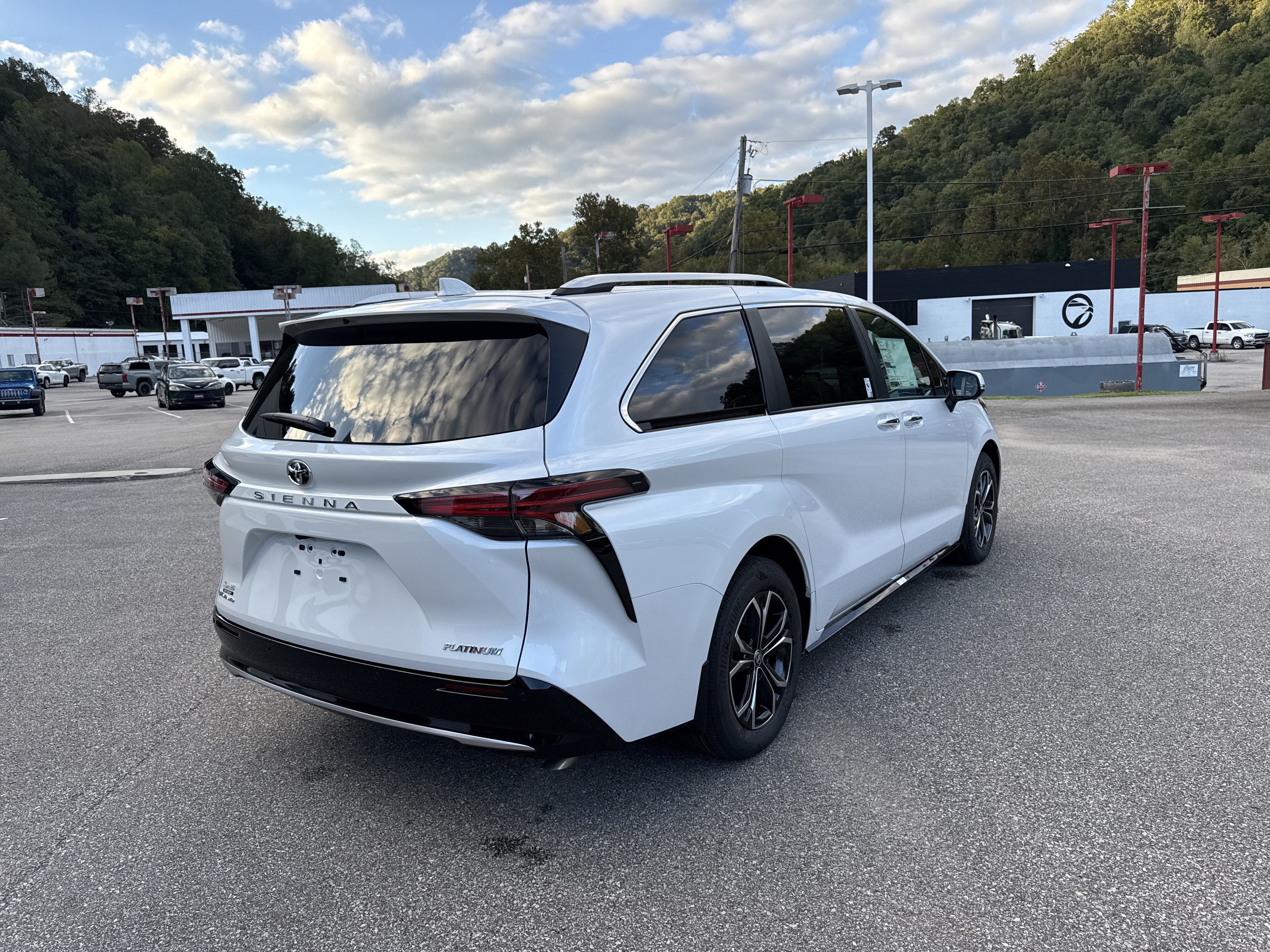 2026 Toyota Sienna Platinum