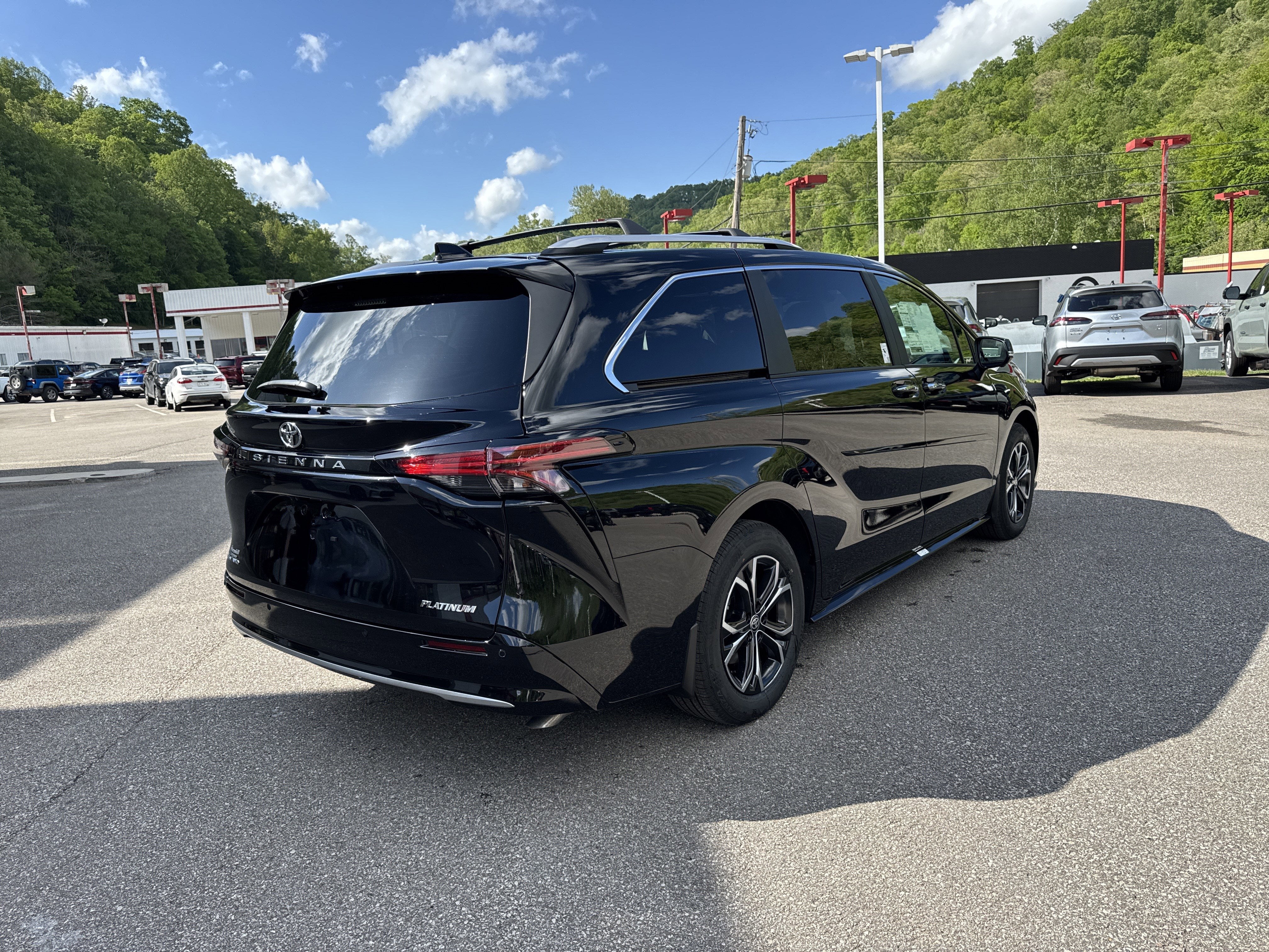 2026 Toyota Sienna Platinum
