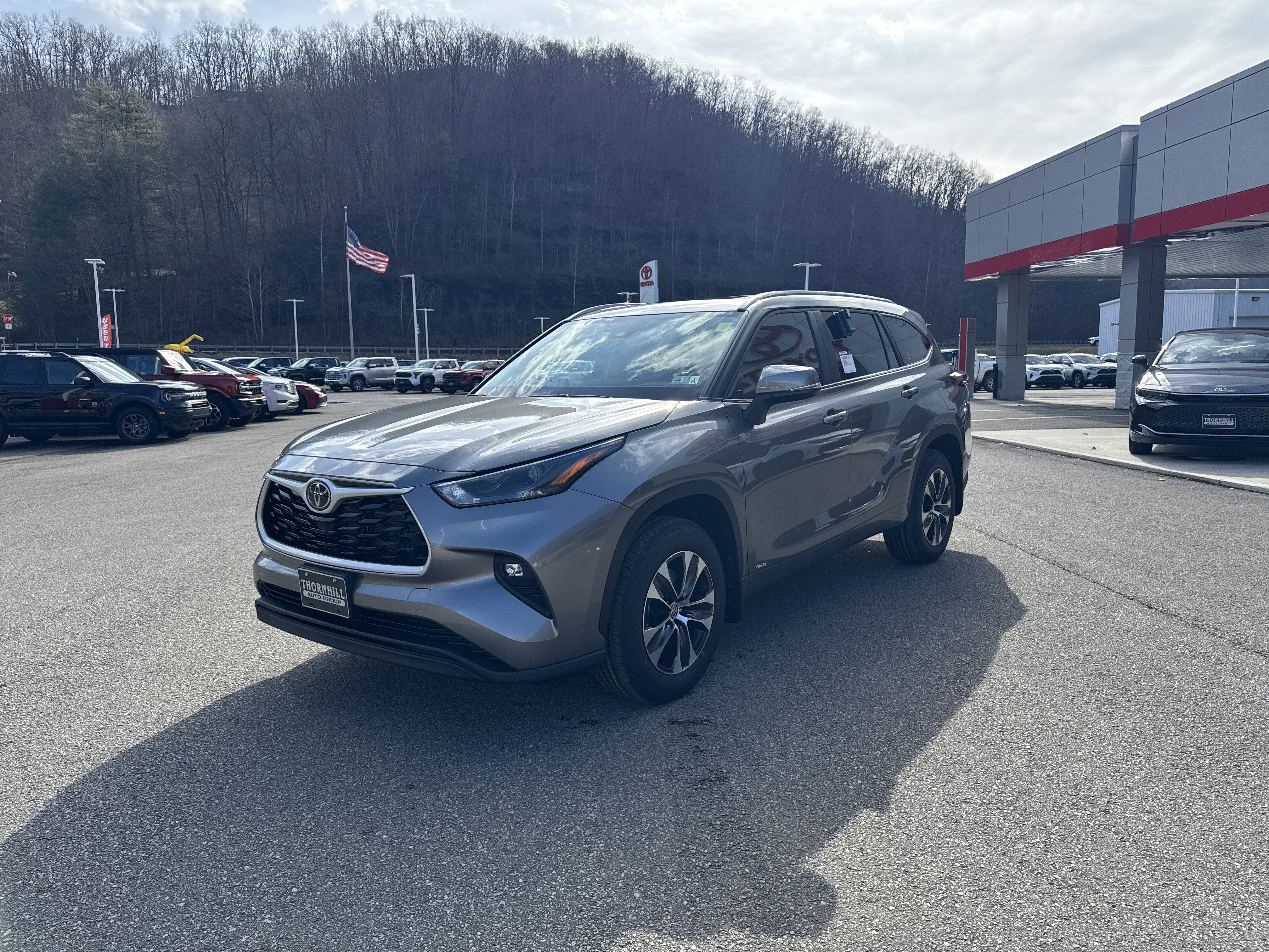 2026 Toyota Highlander Hybrid XLE