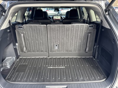 2026 Toyota Highlander Hybrid XLE